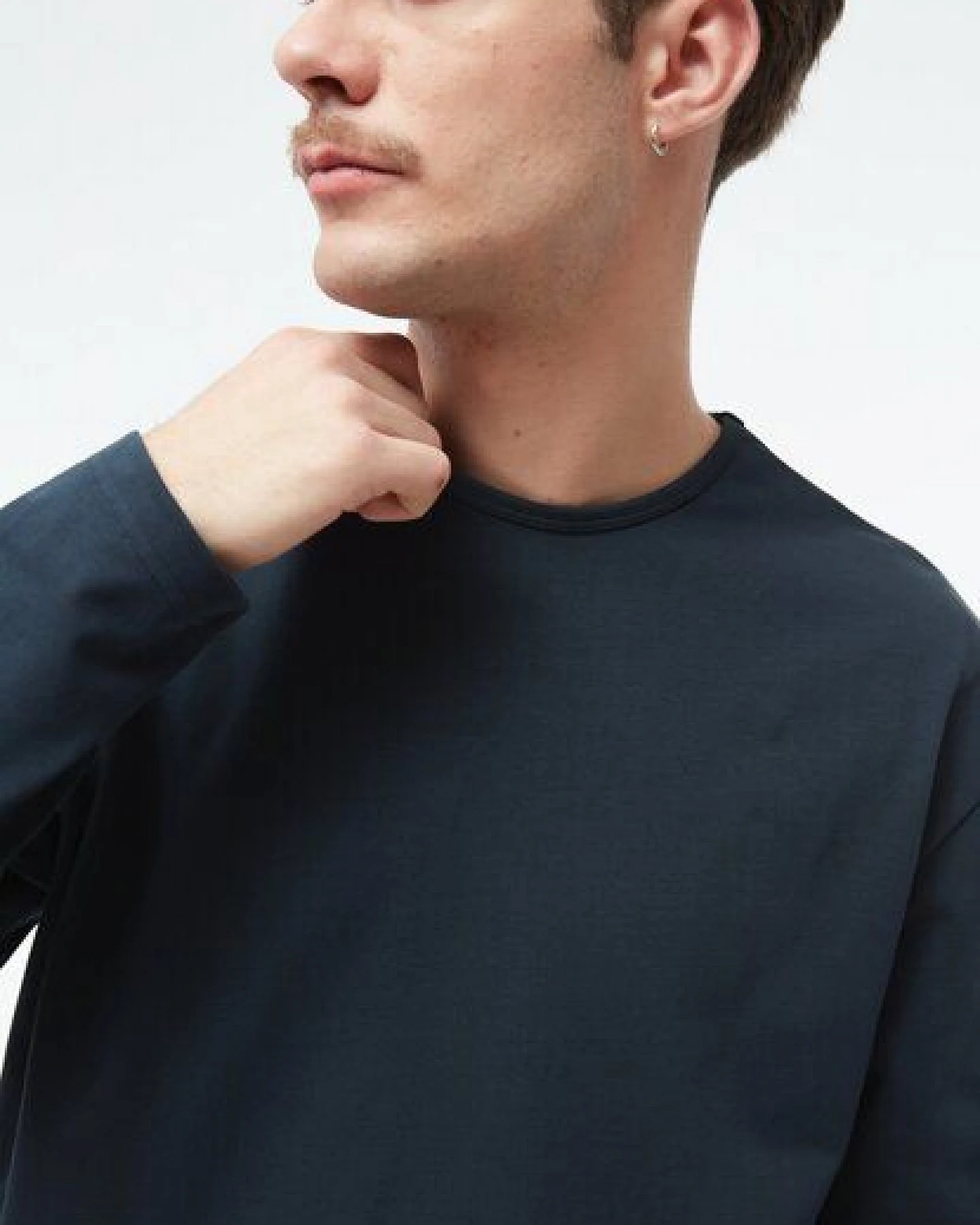 Givn Berlin Longsleeve GBPITTIE Heavyweight aus Bio-Baumwolle – Ansicht 4