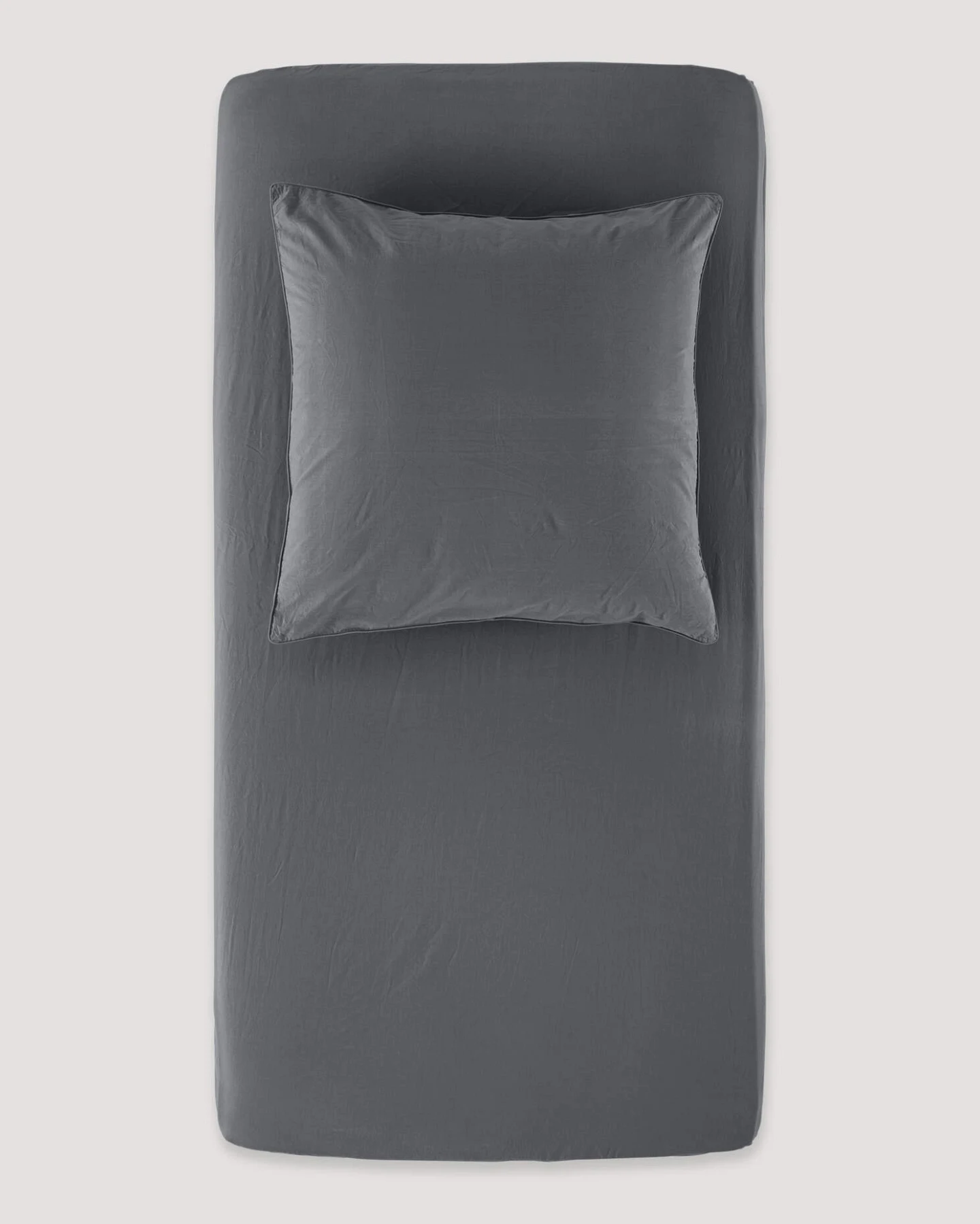 hessnatur Perkal Spannbettlaken aus Bio-Baumwolle - grau - Größe 180x200 cm – Ansicht 2