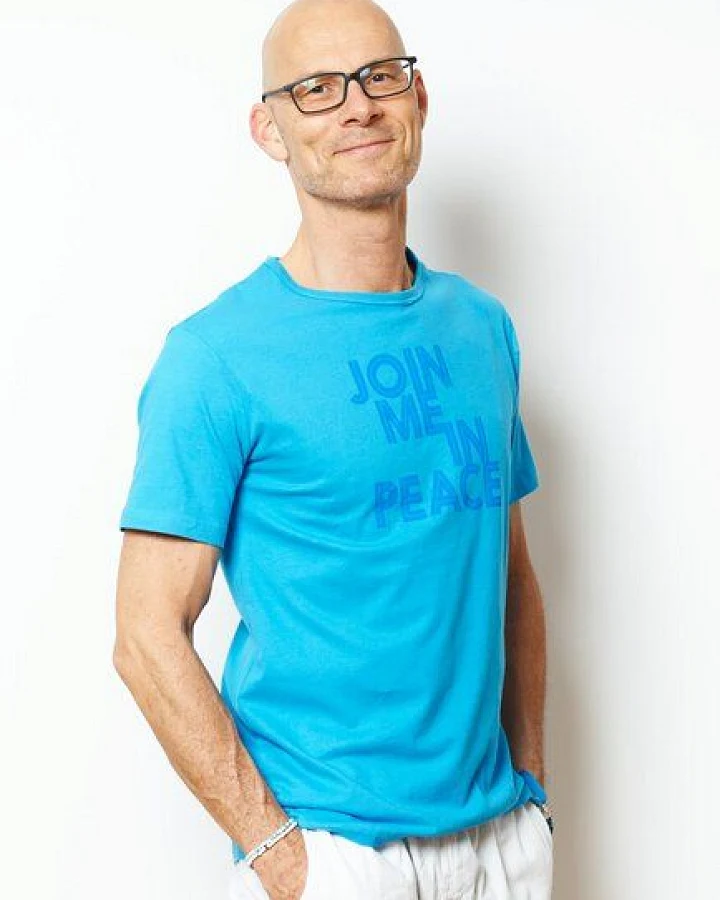 SPARKLES OF LIGHT Yoga Shirt