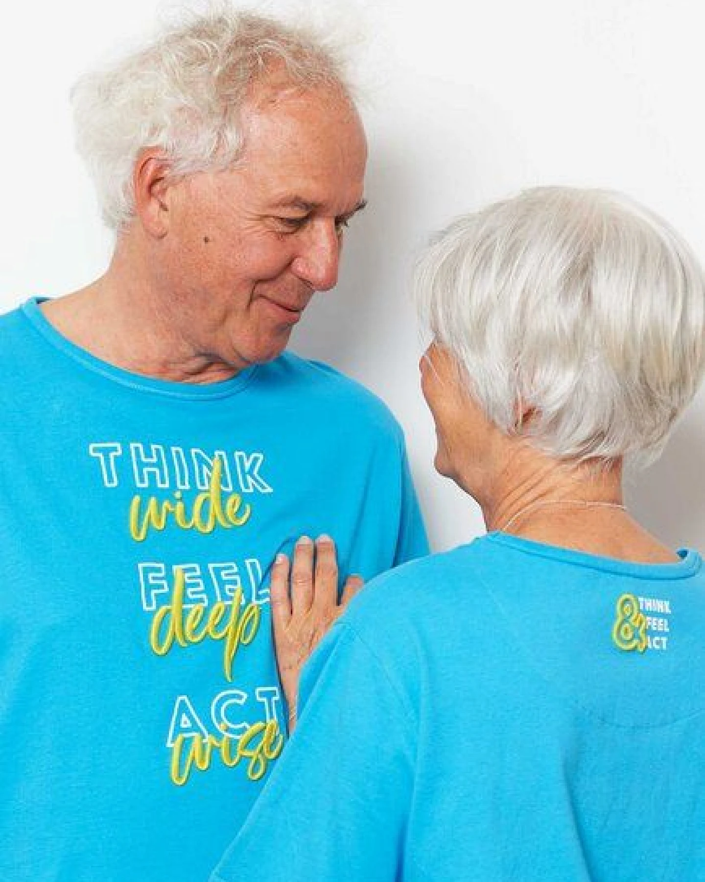 SPARKLES OF LIGHT Yoga Shirt – Ansicht 3