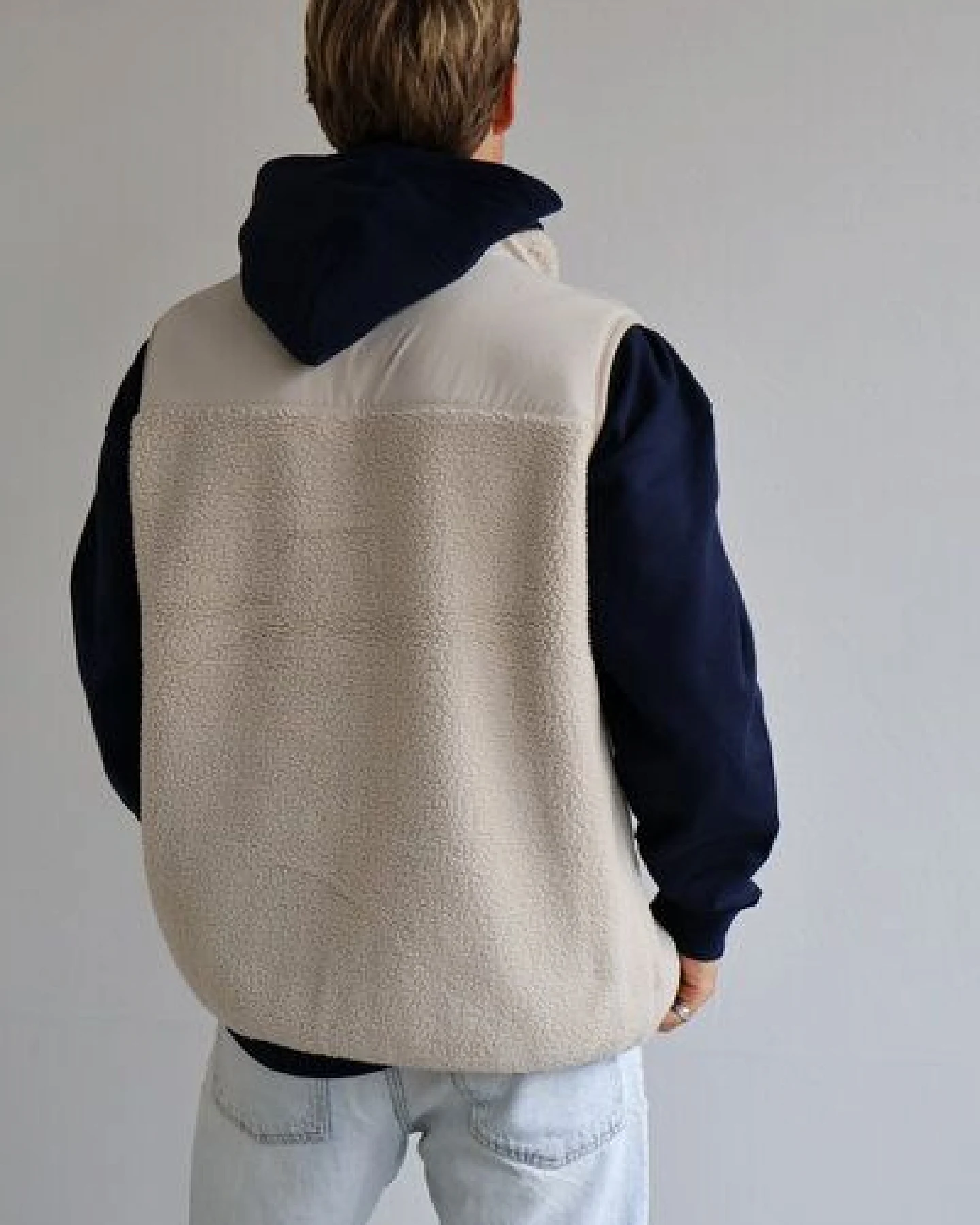 Kultgut New Recycling Generation - Kuschelige Sherpa Fleeceweste / With Love – Ansicht 4