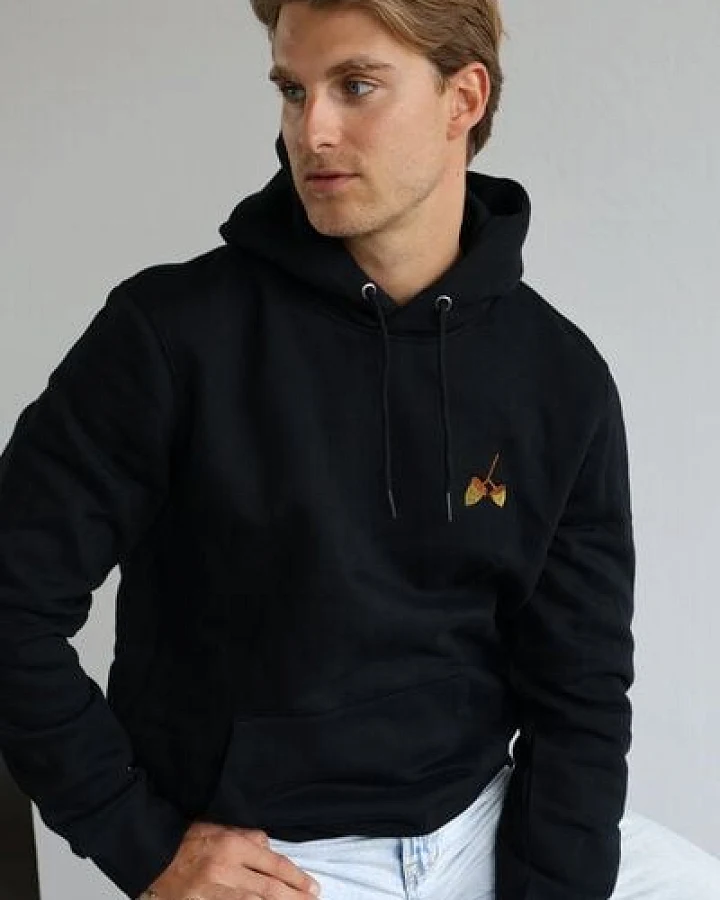 Kultgut Artdesign- Biofair- Bestickter Kapuzenpullover / Ahorn Stick