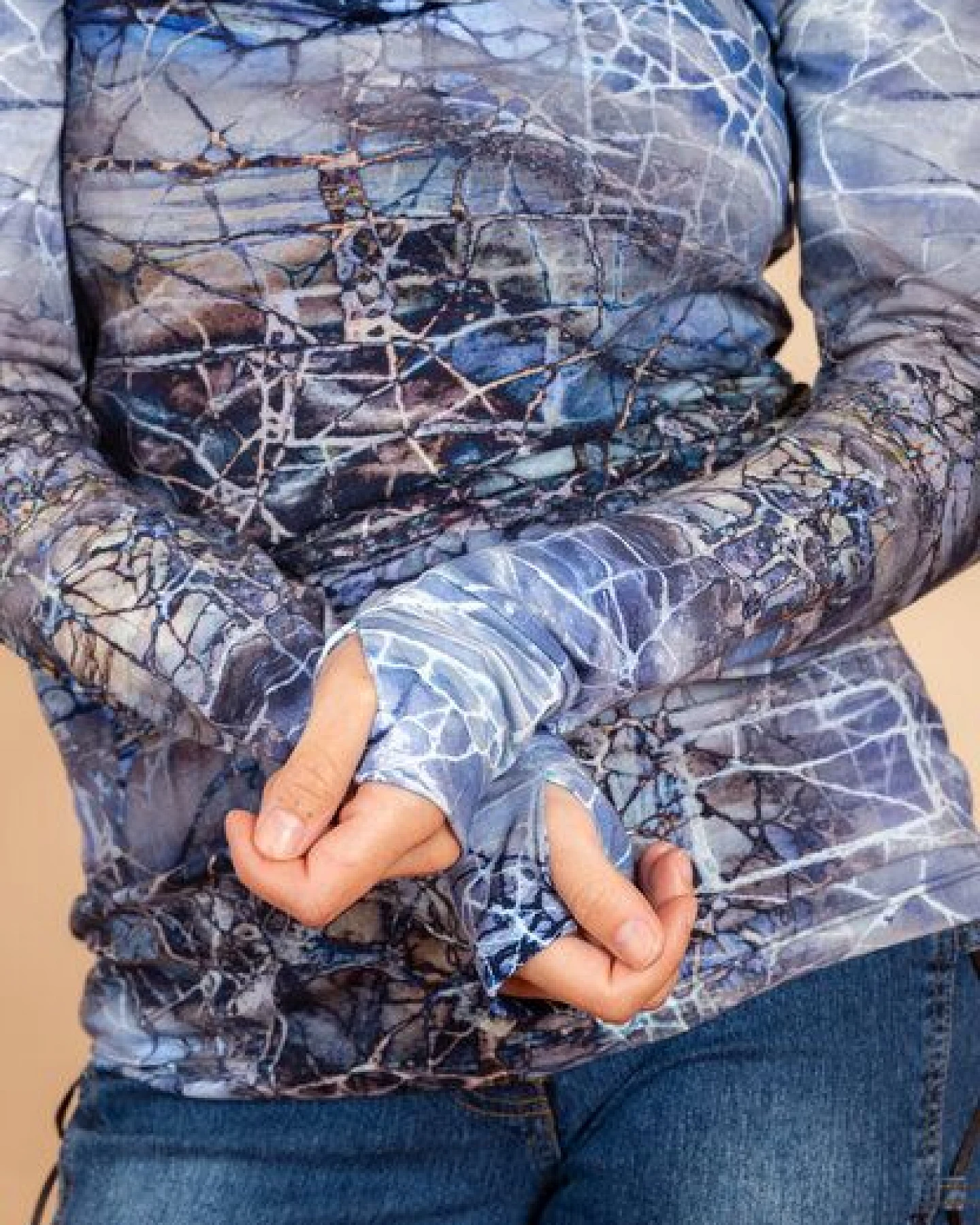 Die rote Zora Zora Hoodie mit Muster – Ansicht 2