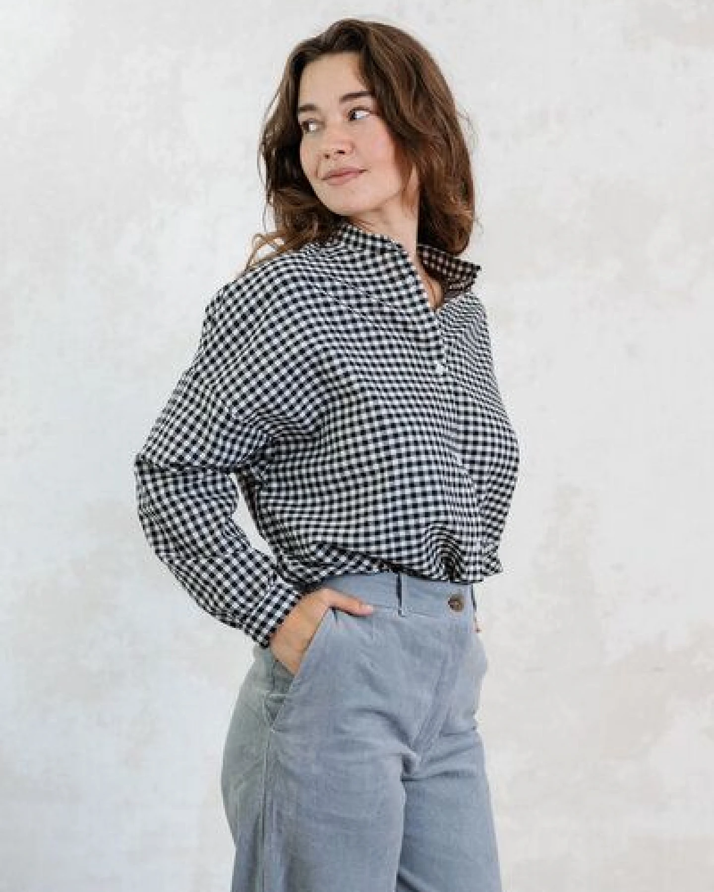 Jyoti - Fair Works Bio-Baumwoll Bluse Hawali – Ansicht 2