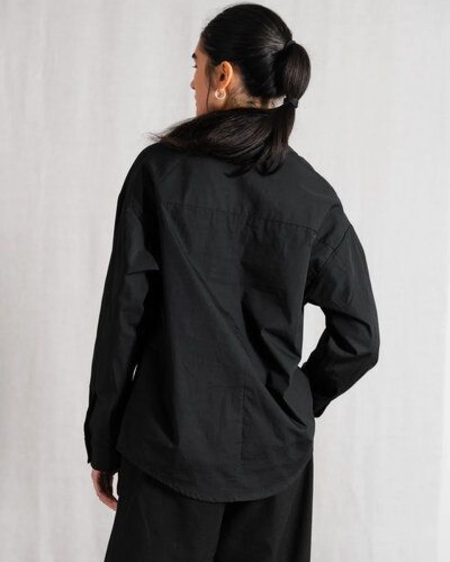 Jyoti - Fair Works Bio-Baumwoll Shirt Ashrit – Ansicht 4