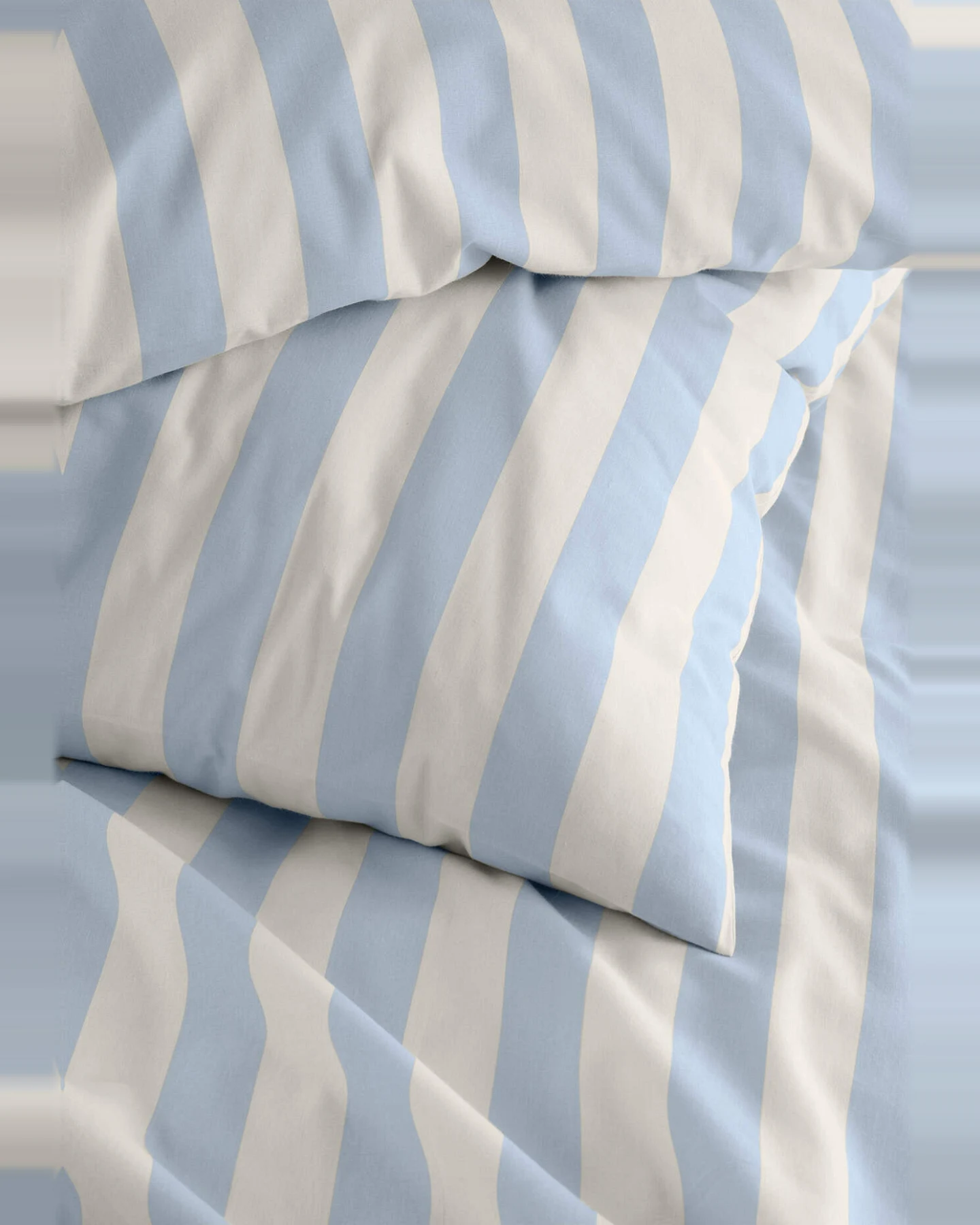 hessnatur Renforcé Bettwäsche-Set CANNES aus Bio-Baumwolle - blau - Größe 240x220 / 2x80x80 cm – Ansicht 4