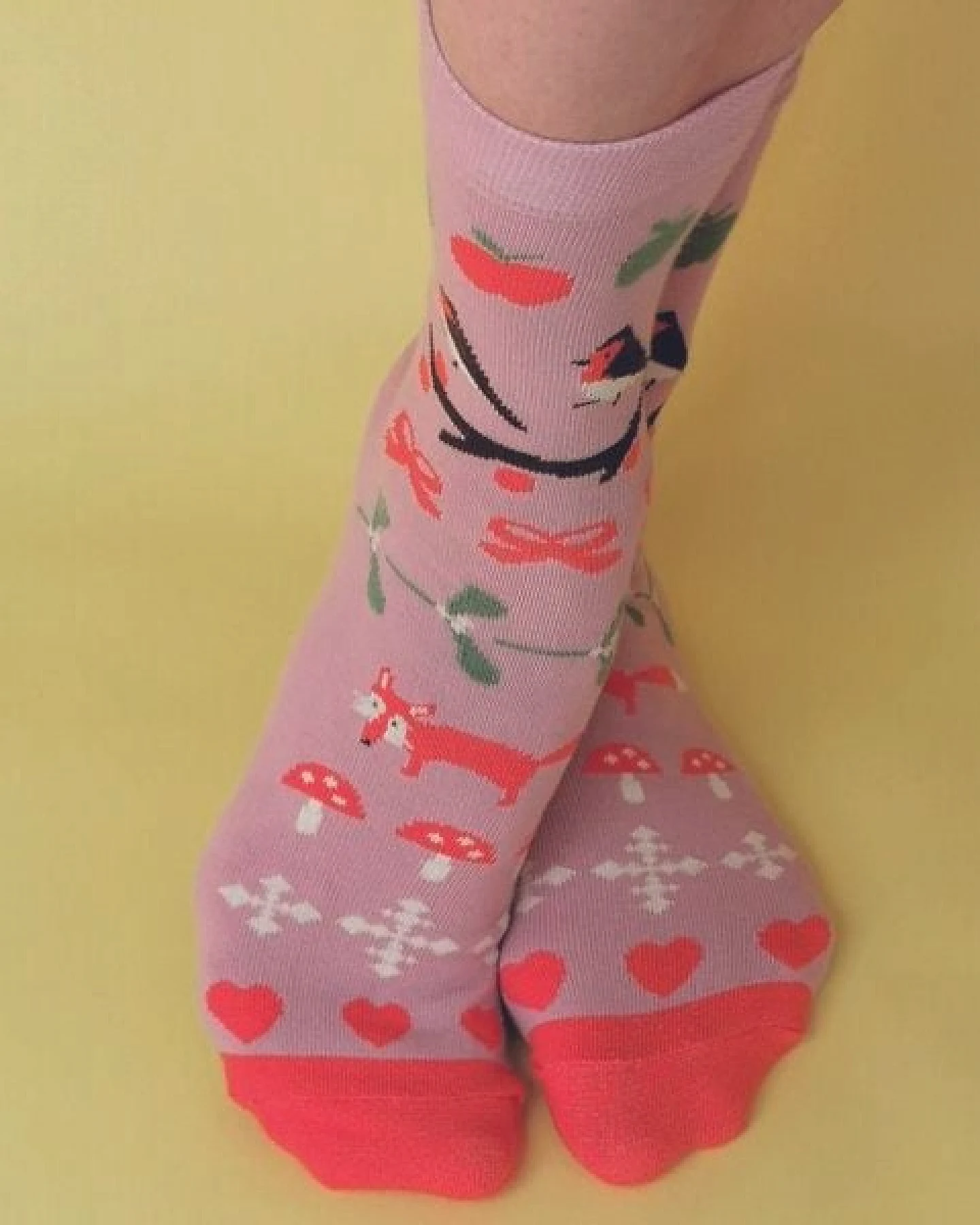 Fräulein Prusselise Christmas Socke, Winterwonder, ugly sweater, rosa, Fuchs, Vogel, bunt gemustert – Ansicht 2