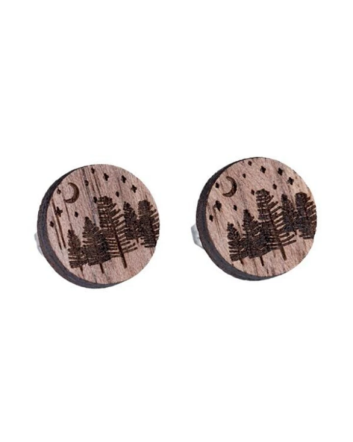 BeWooden Holzohrringe Wood – handgefertigter, nachhaltiger Schmuck mit Waldmotiv