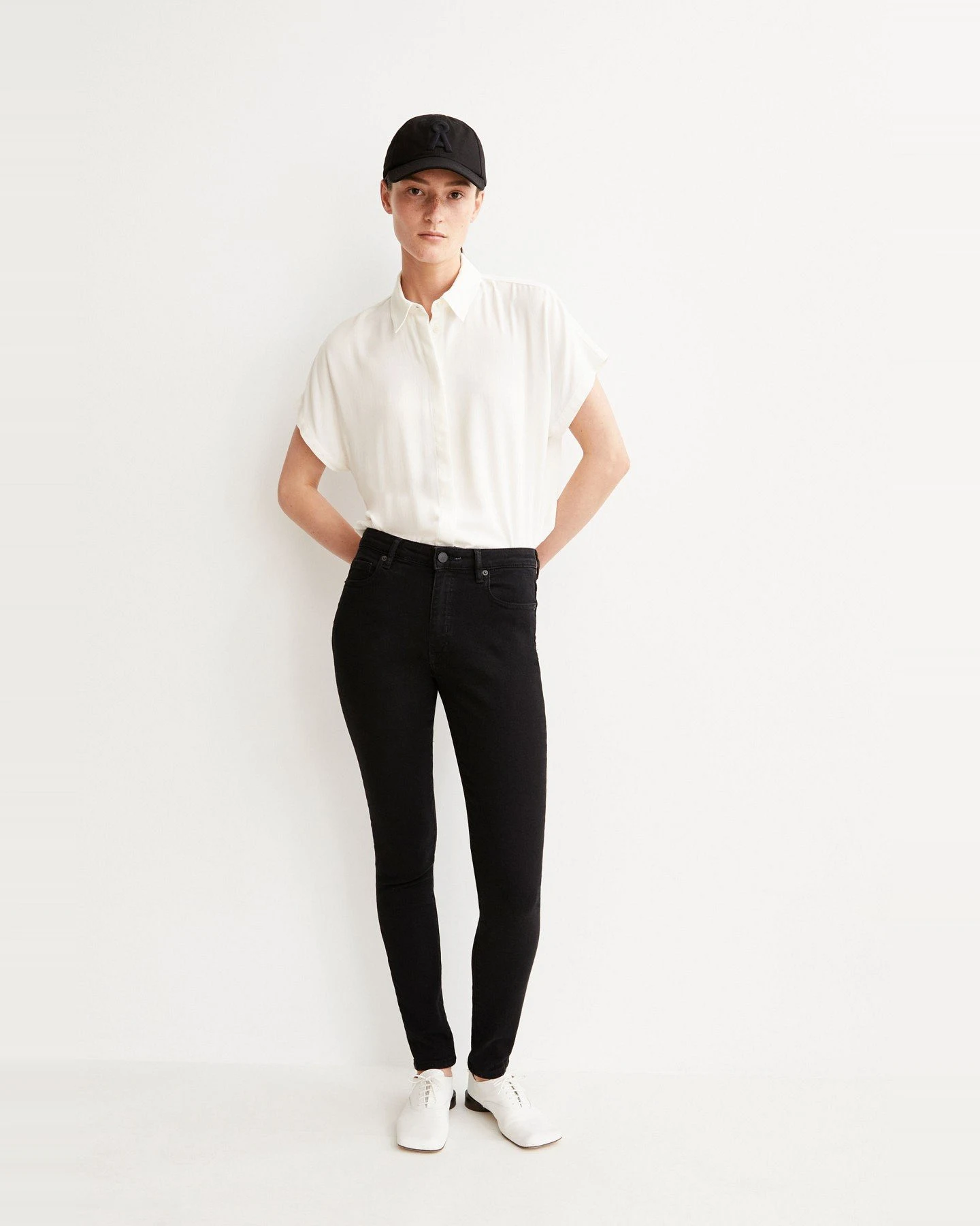 Jeans Tillaa Rinse Black – Ansicht 3