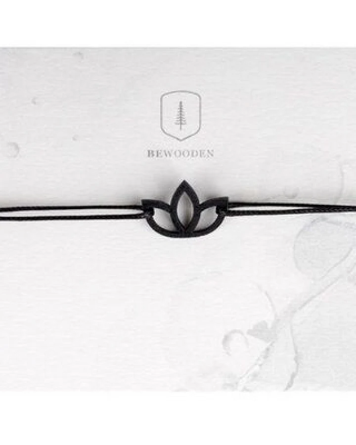 BeWooden Holzarmband Lotus – handgefertigter, nachhaltiger Schmuck mit Lotus-Symbol