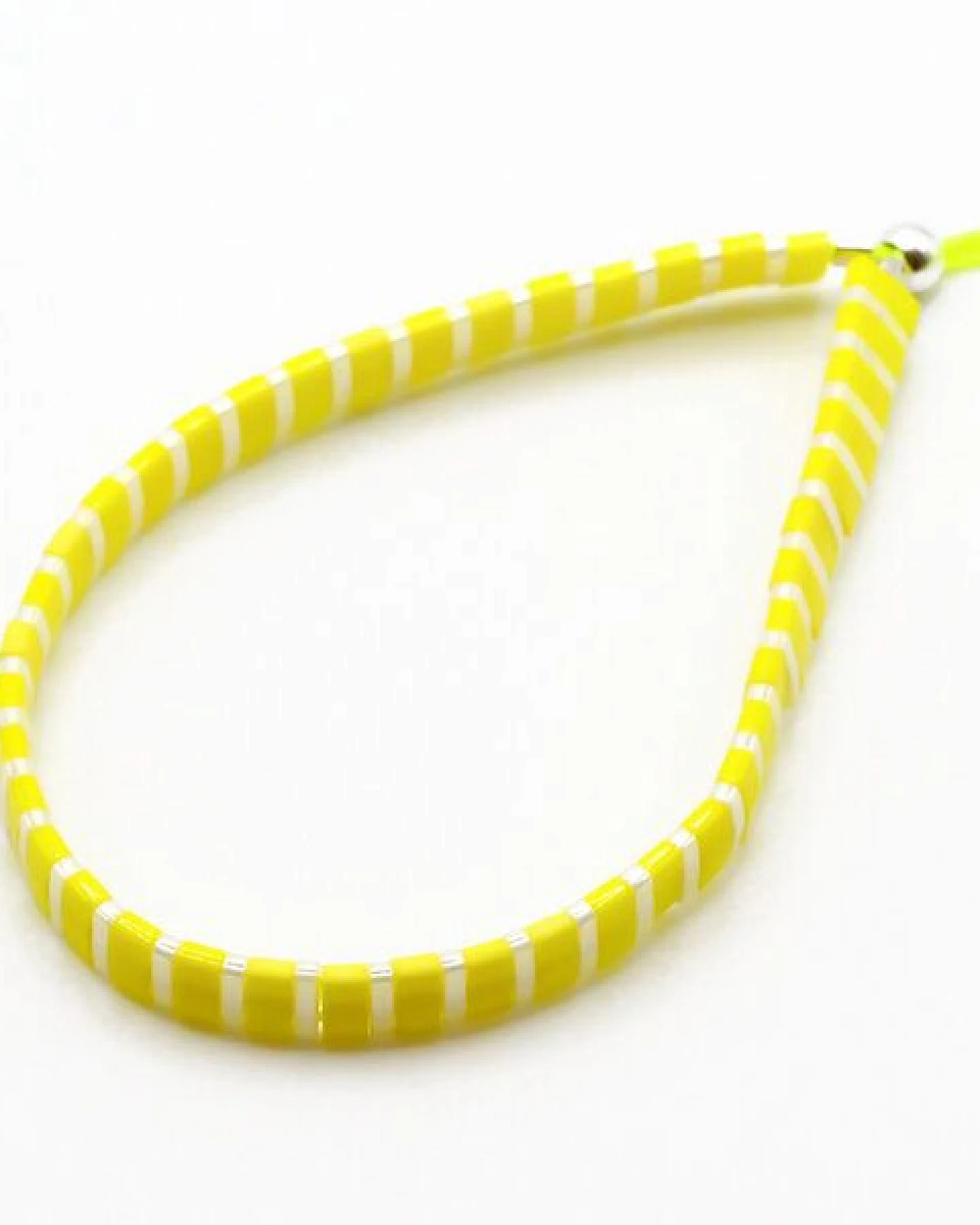 juni Neon Perlenarmband "Lemon Pop" im 80er Style - verstellbare Länge – Ansicht 2