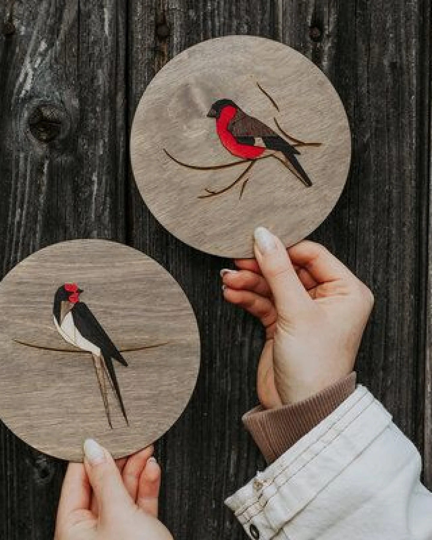 BeWooden Holzbild Wanddekoration – Rotschwanzschwalbe – Ansicht 2