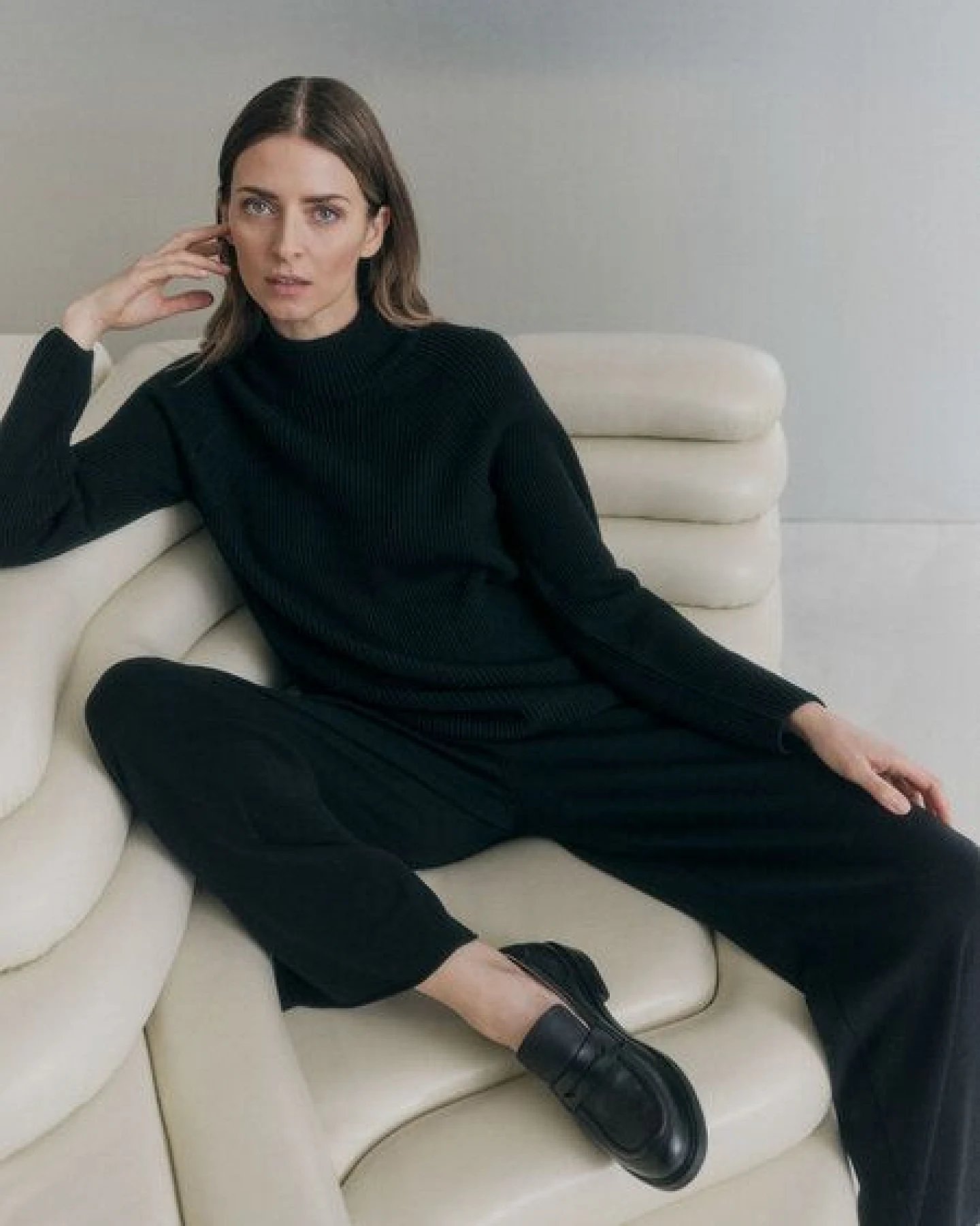 LANIUS Rippen Pullover aus Bio-Merinowolle – Ansicht 2