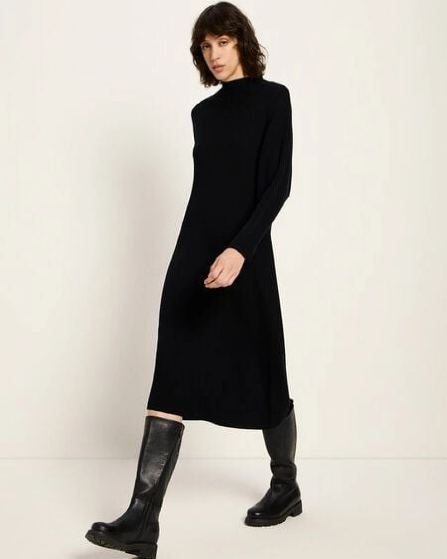 LANIUS Rippenstrickkleid aus Bio-Merinowolle – Ansicht 4