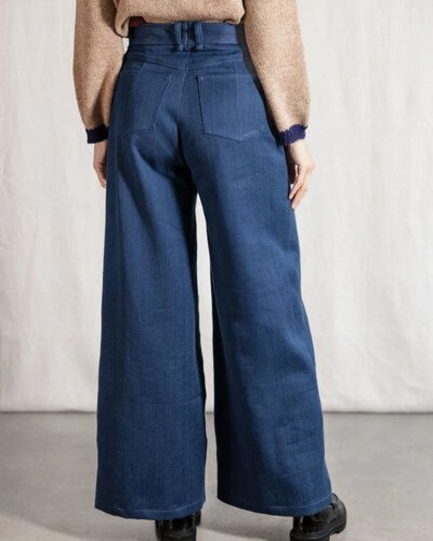 Jyoti - Fair Works Bio-Baumwolldenim Hose Tarani – Ansicht 3