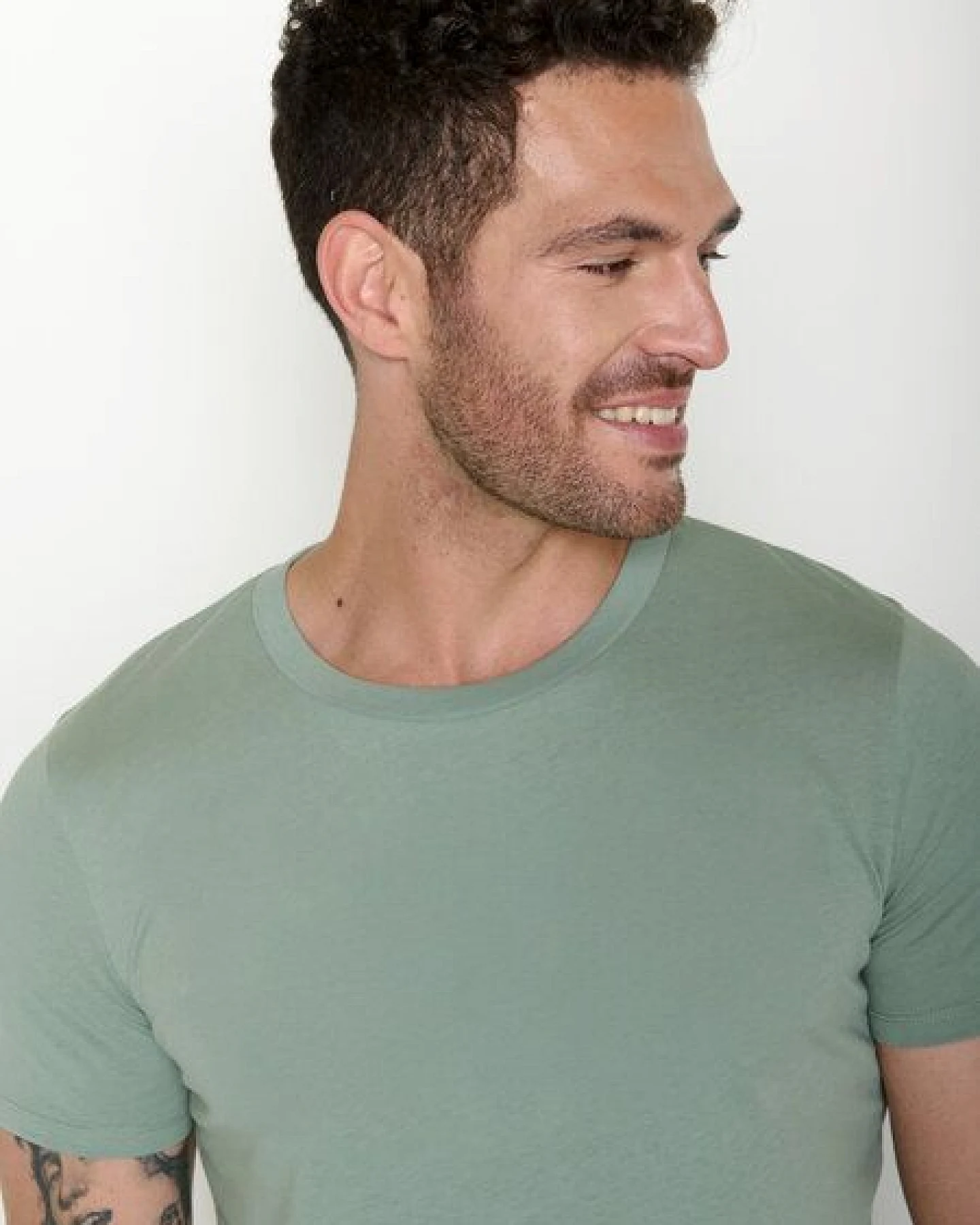 GREENBOMB Basic Guide - Sportliches T-Shirt aus Bio-Baumwolle / GOTS / Fair & Vegan – Ansicht 2