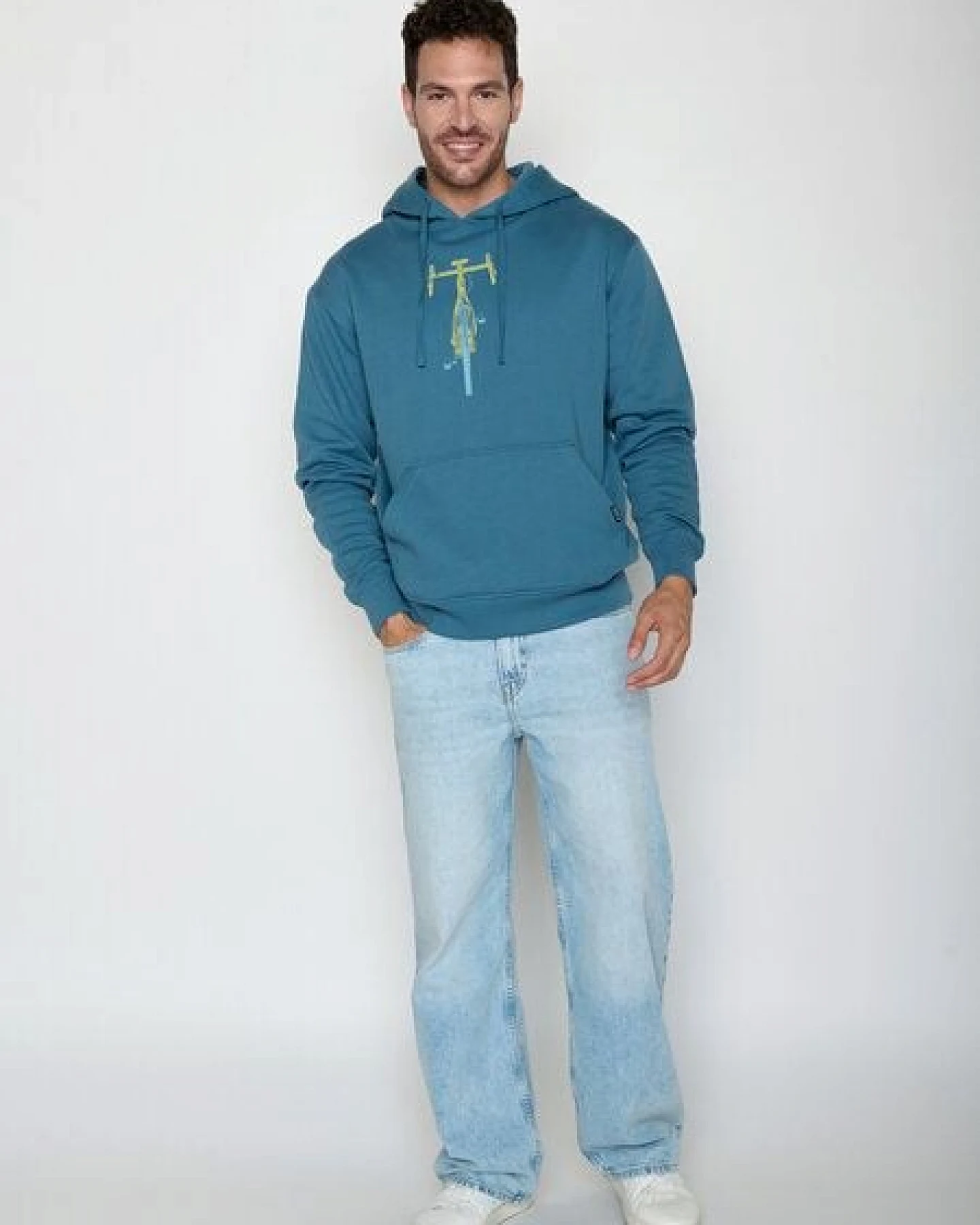 GREENBOMB Bike Front Stamp Joy - Gemütlicher Hoodie aus Bio-Baumwolle / hochwertiger Print / GOTS / Fair & Vegan – Ansicht 3