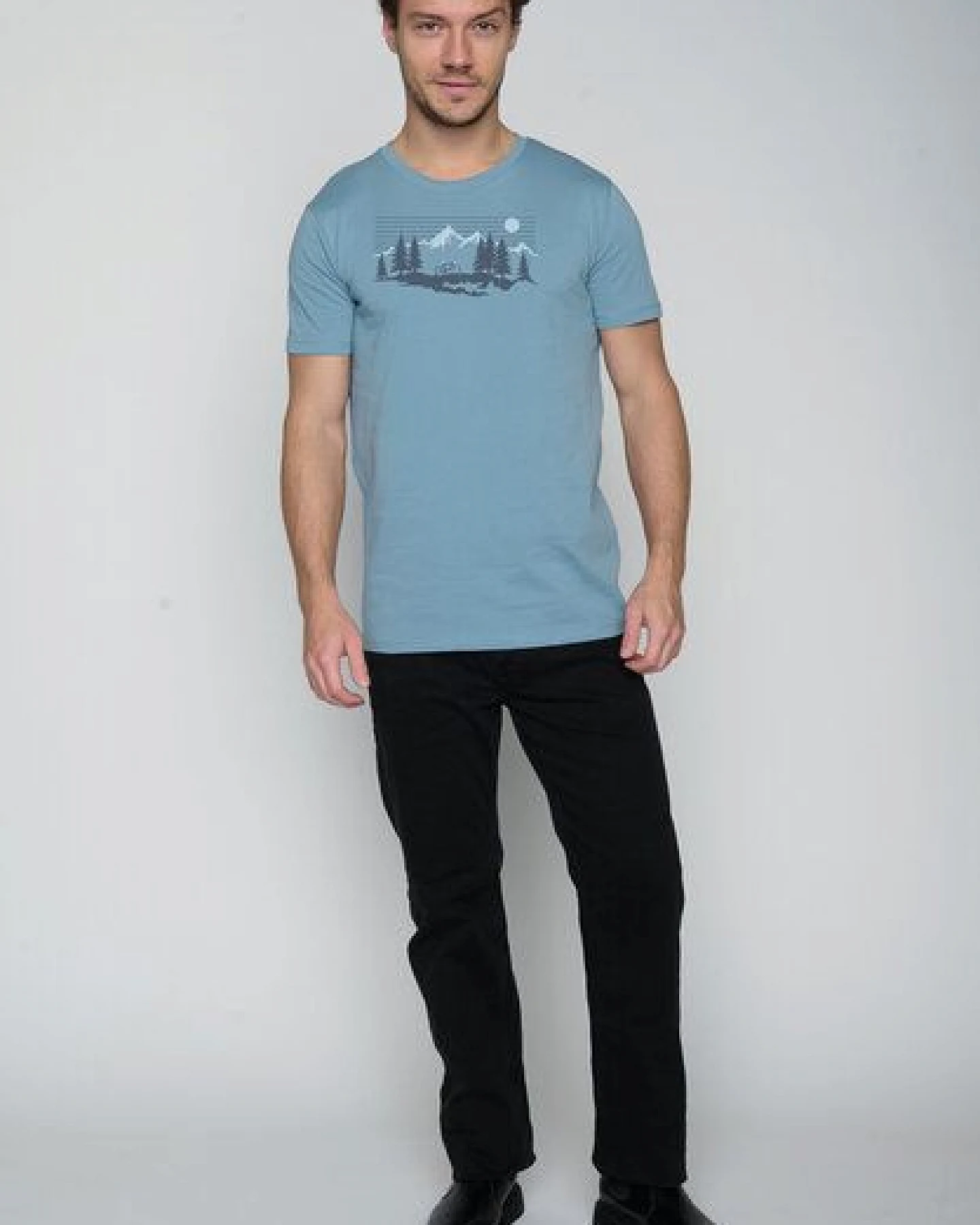 GREENBOMB Bike Mountain Pines Guide - Sportliches T-Shirt aus Bio-Baumwolle / hochwertiger Print / GOTS / Fair & Vegan – Ansicht 3