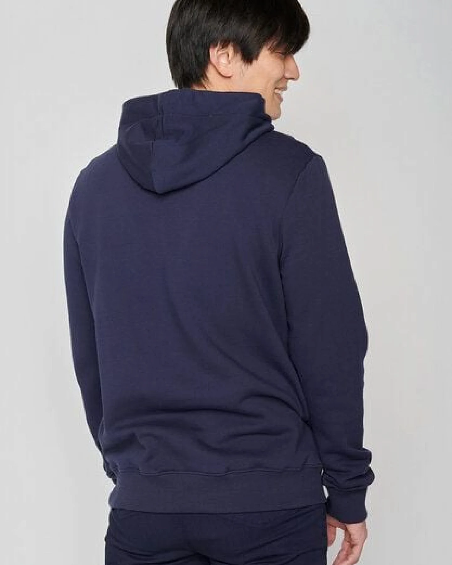 GREENBOMB Nature Friends Star - Kuschliger Hoodie aus Bio-Baumwolle / hochwertiger Print / GOTS / Fair & Vegan – Ansicht 4