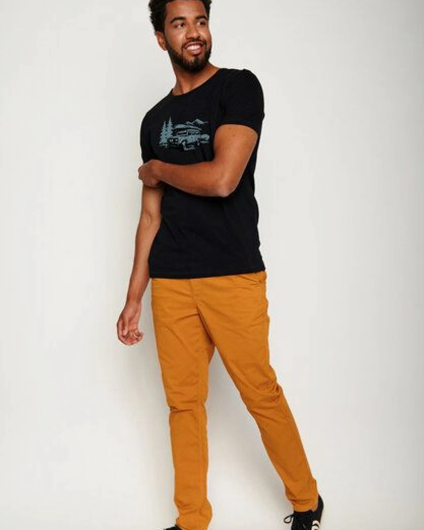 GREENBOMB Nature Getaway Spice - Lässiges T-Shirt aus Bio-Baumwolle / hochwertiger Print / GOTS / Fair & Vegan – Ansicht 4
