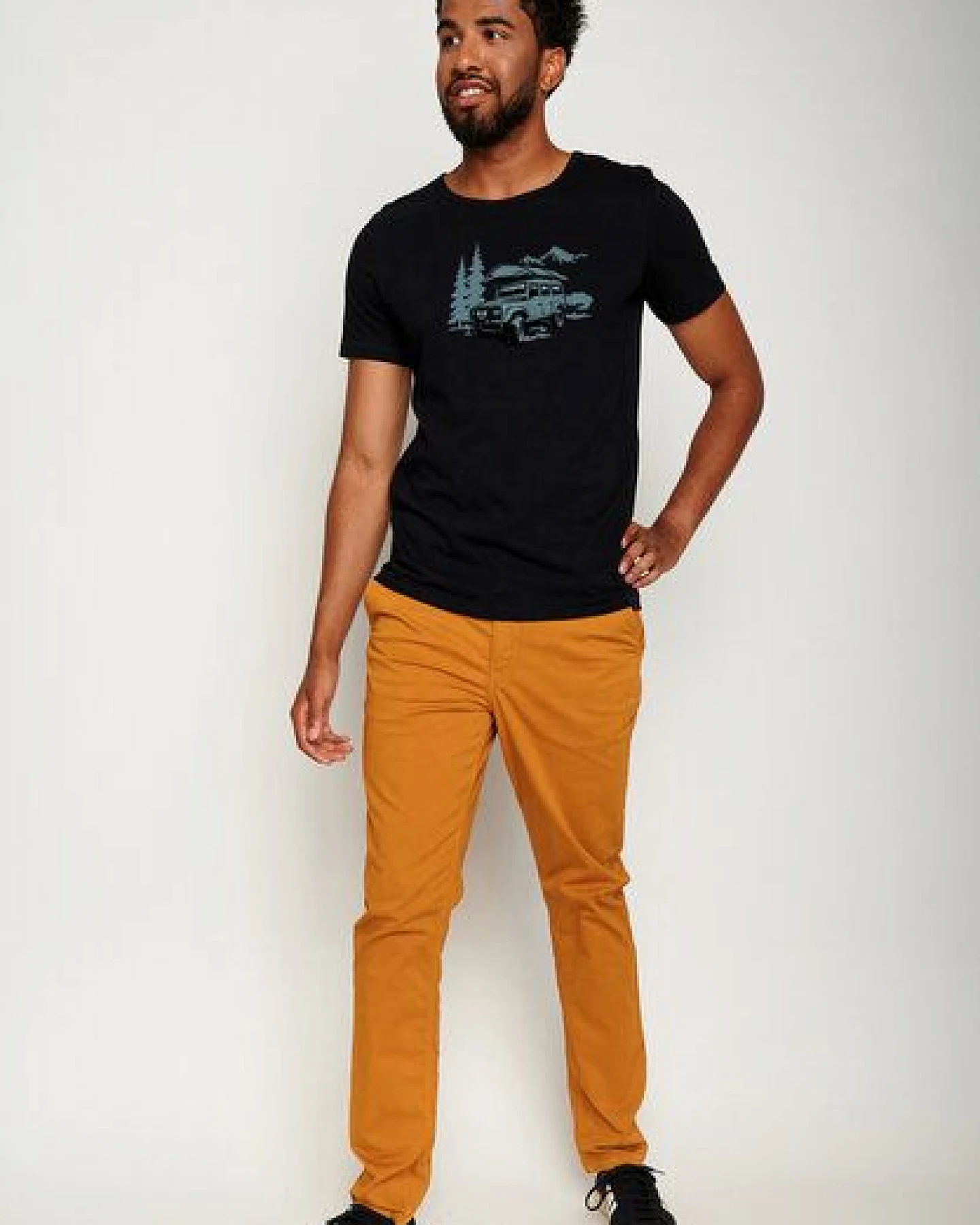 GREENBOMB Nature Getaway Spice - Lässiges T-Shirt aus Bio-Baumwolle / hochwertiger Print / GOTS / Fair & Vegan – Ansicht 3