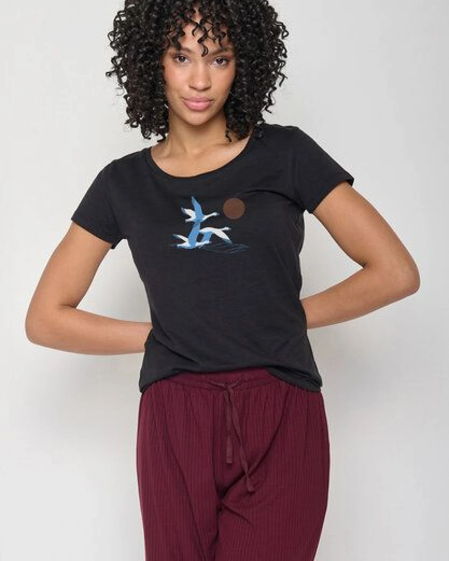 GREENBOMB Animal Goose Family Loves - Lässiges T-Shirt aus Bio-Baumwolle / hochwertiger Print / GOTS / Fair & Vegan – Ansicht 4