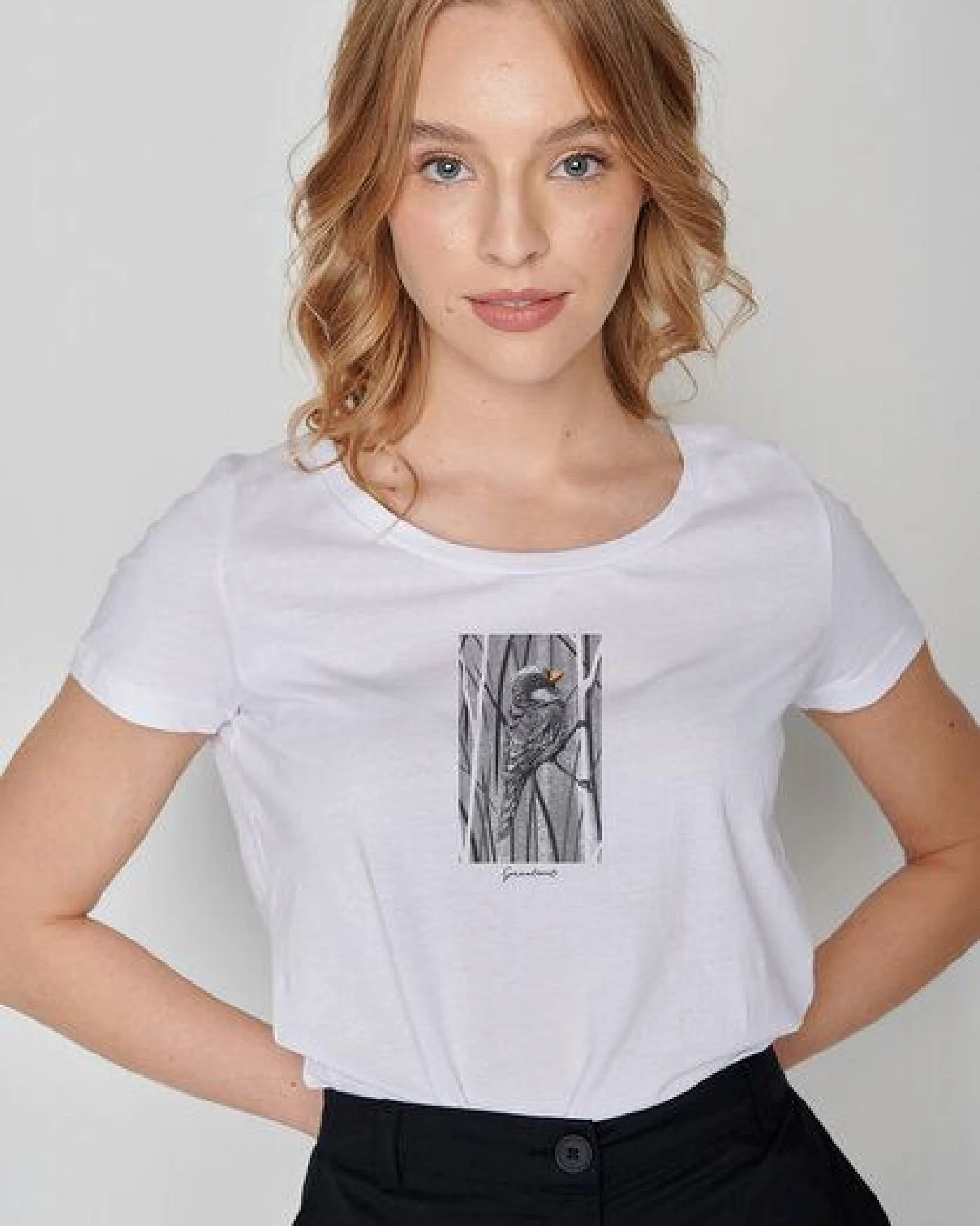 GREENBOMB Animal Sparrow Grass Loves - Lässiges T-Shirt aus Bio-Baumwolle / hochwertiger Print / GOTS / Fair & Vegan – Ansicht 2