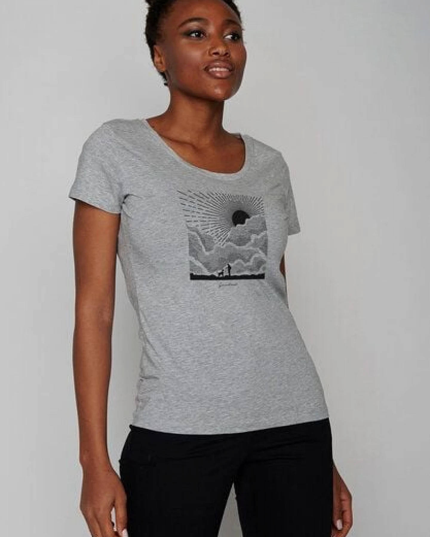 GREENBOMB Nature Buddies Loves - Lässiges T-Shirt aus Bio-Baumwolle / hochwertiger Print / GOTS / Fair & Vegan – Ansicht 2