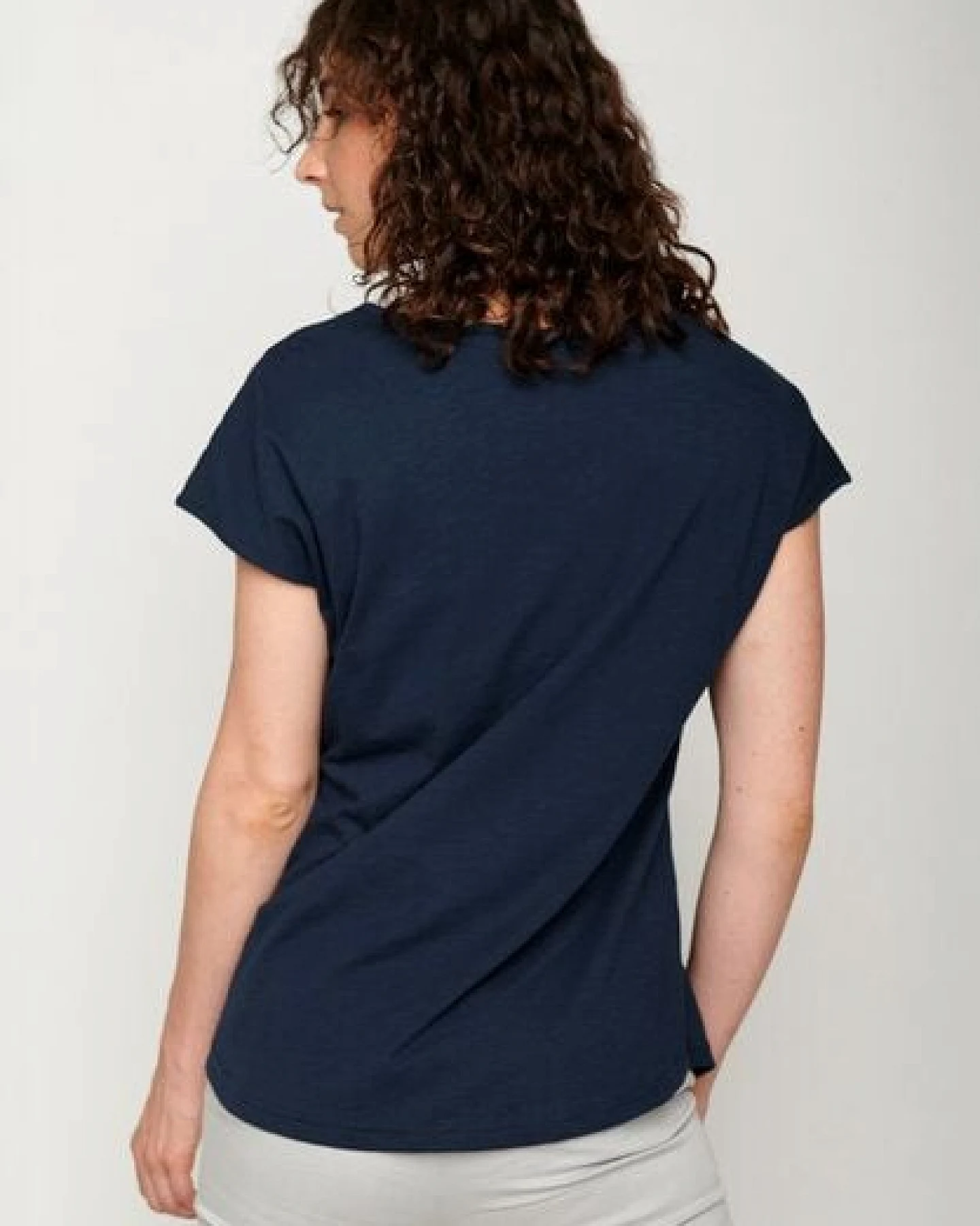 GREENBOMB Nature Contours Cool - Sportliches T-Shirt aus Bio-Baumwolle / hochwertiger Print / GOTS / Fair & Vegan – Ansicht 3