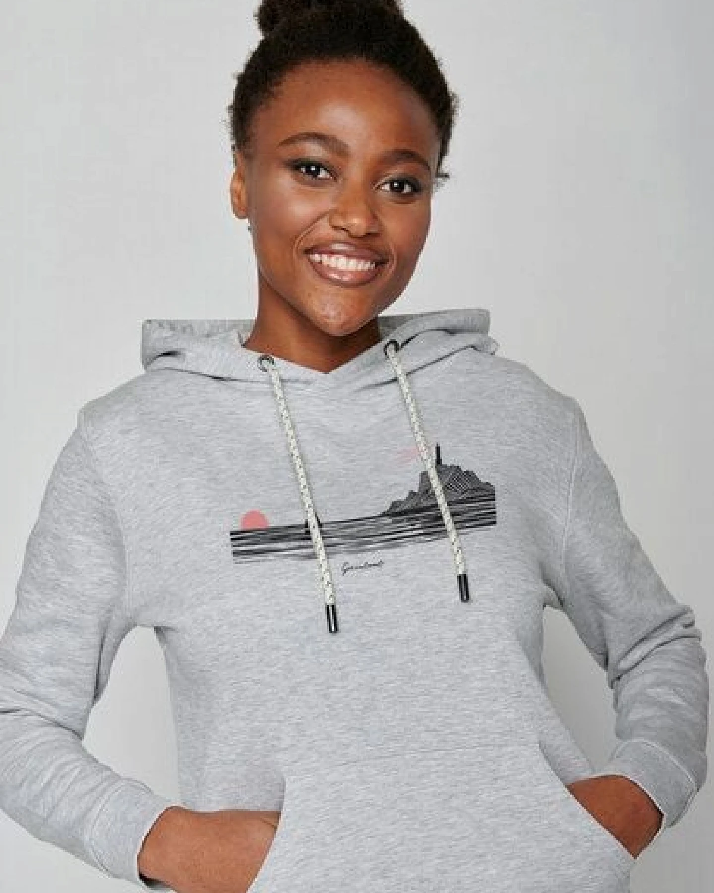 GREENBOMB Nature Lighthouse Chipper - Gemütlicher Hoodie aus Bio-Baumwolle / hochwertiger Print / GOTS / Fair & Vegan – Ansicht 3