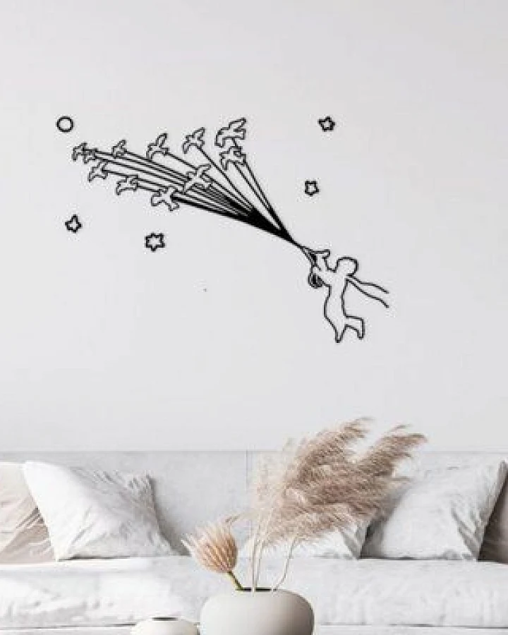 BeWooden Holzdeko Prince and Birds Silhouette – handgefertigte Wanddekoration Le Petit Prince® aus Birkenholz