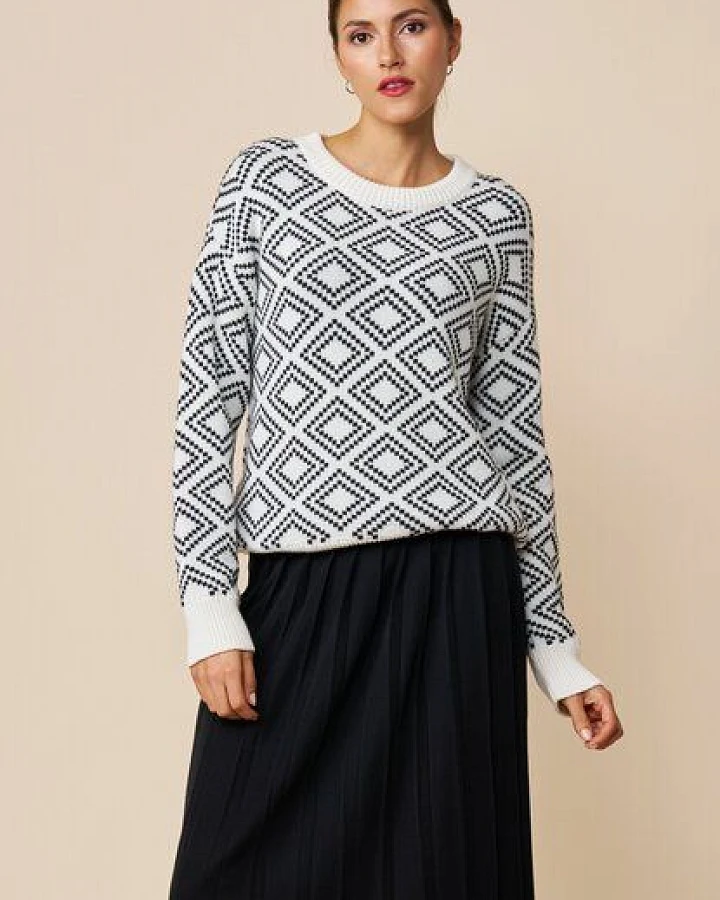 LANA Organic Pulli, Modell Tatjana