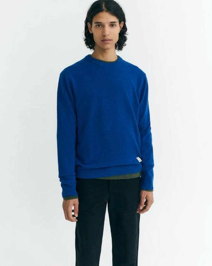 Blau