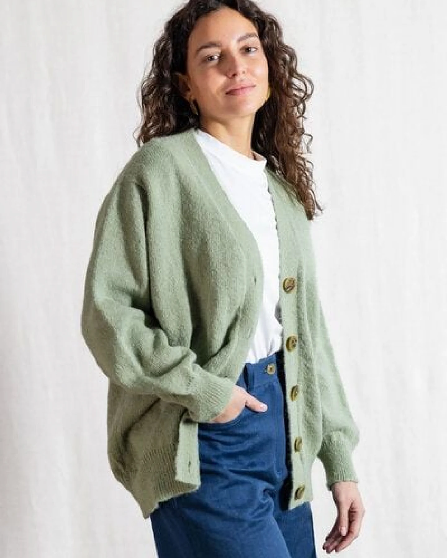 Jyoti - Fair Works Baby-Alpaka Strickcardigan Iquitos – Ansicht 3