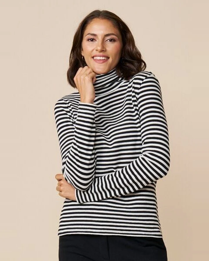 LANA Organic Rollkragenpullover aus Schurwolle, Modell Kaja