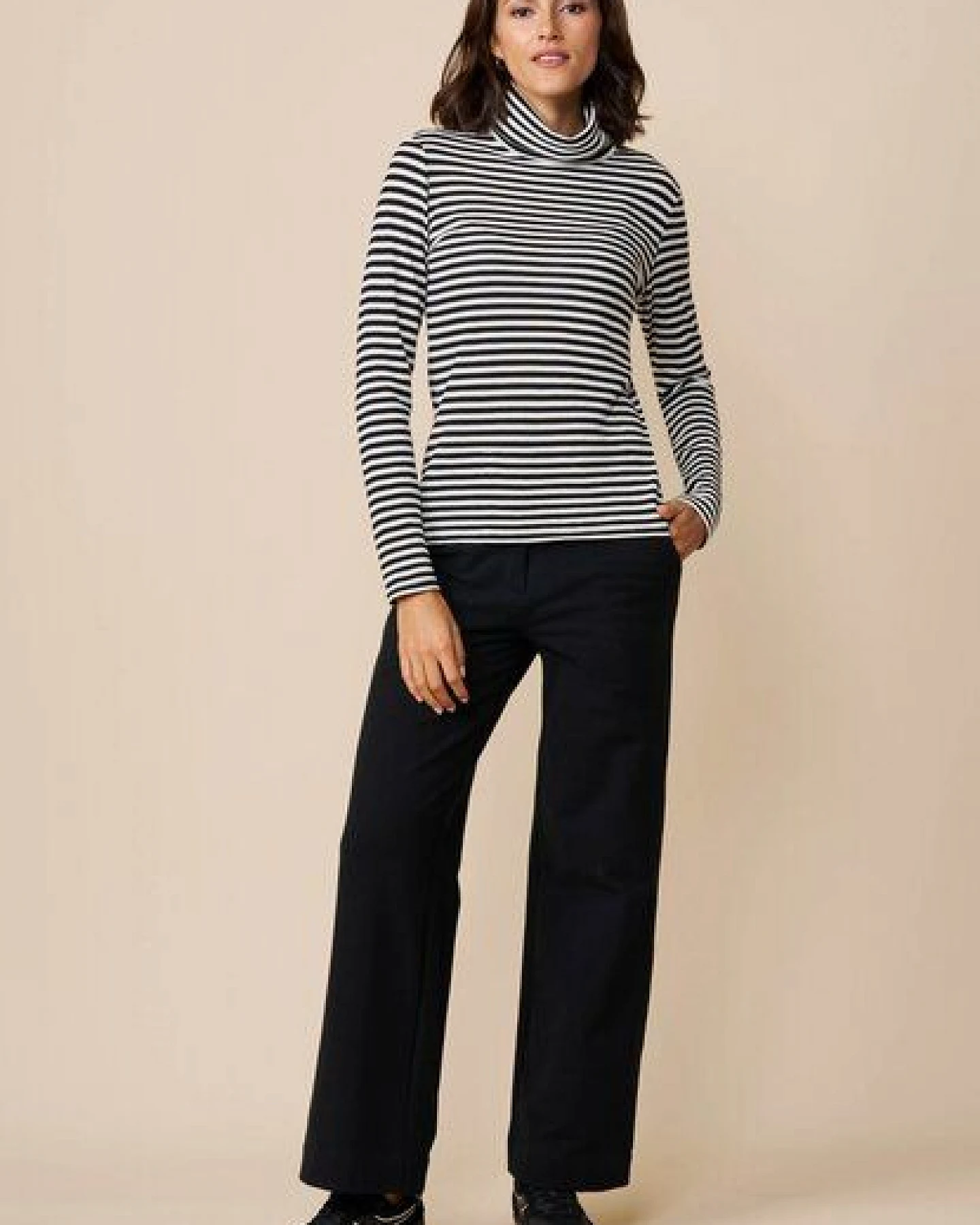 LANA Organic Rollkragenpullover aus Schurwolle, Modell Kaja – Ansicht 2