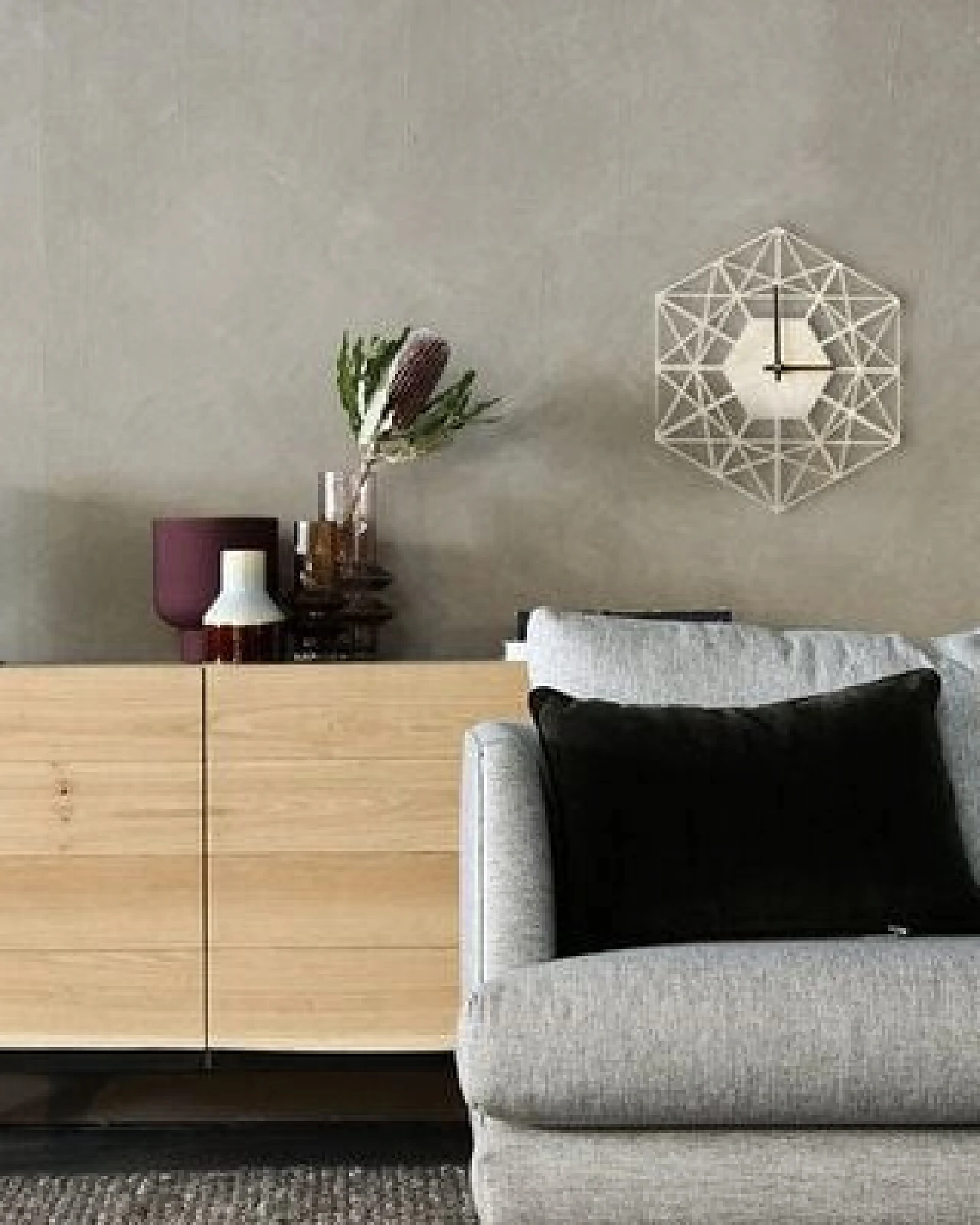 BeWooden Holzuhr Net Clock – handgefertigte Wanduhr aus Birkenholz – Ansicht 4
