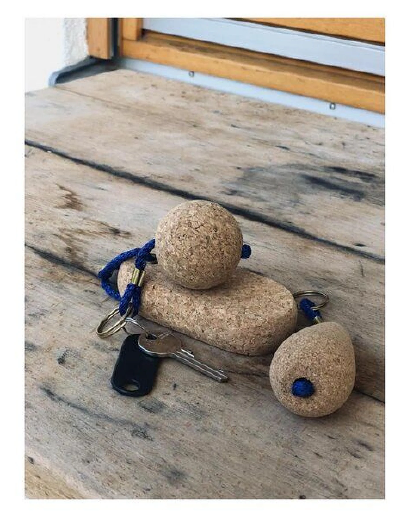 Kork-Deko 5 er Pack - Boots-Schlüsselanhänger „oval“ aus Kork (schwimmfähig) – Ansicht 2