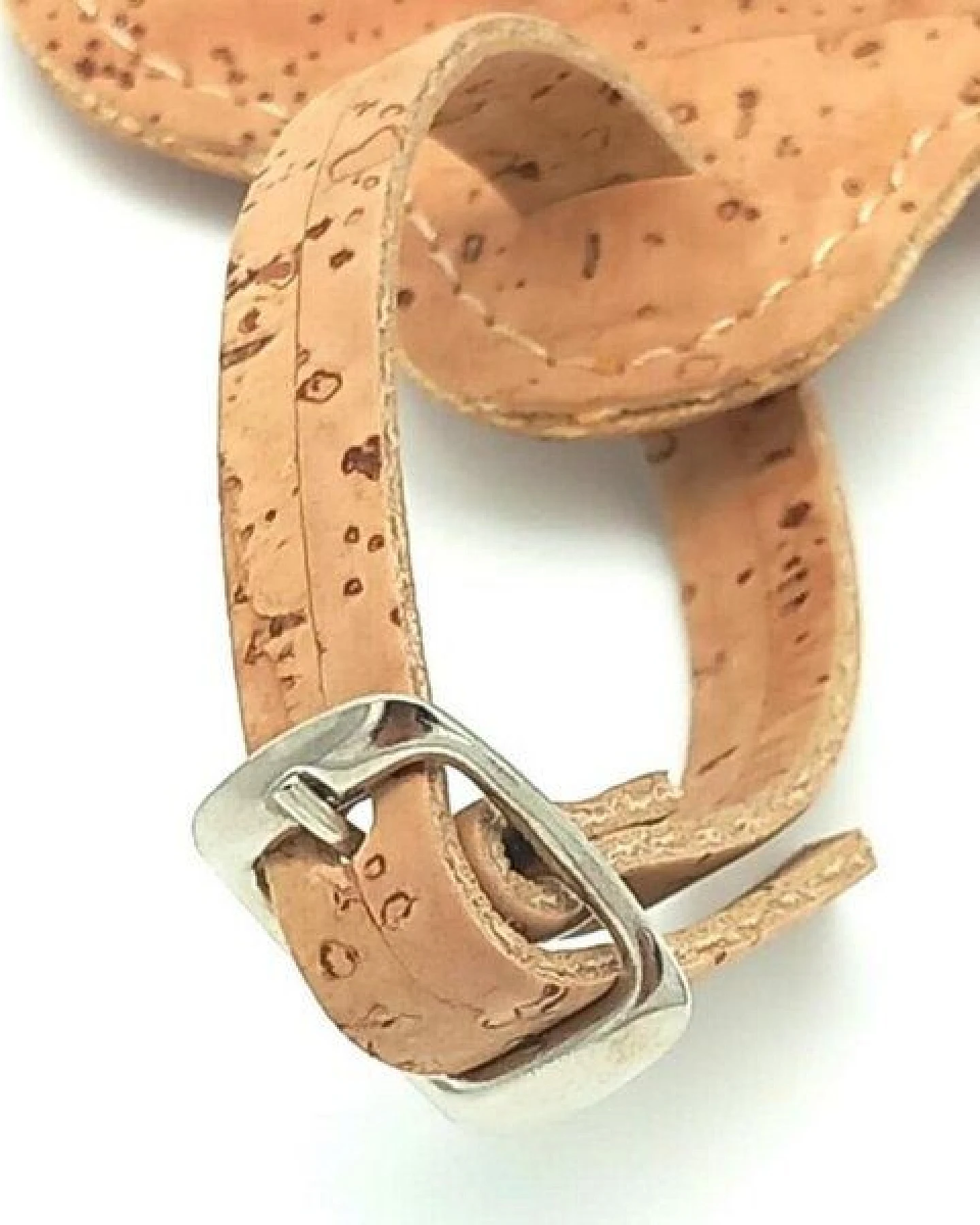 Kork-Deko Kofferanhänger aus Korkstoff (Beige) mit Schnalle – robust & stilvoll – Ansicht 2
