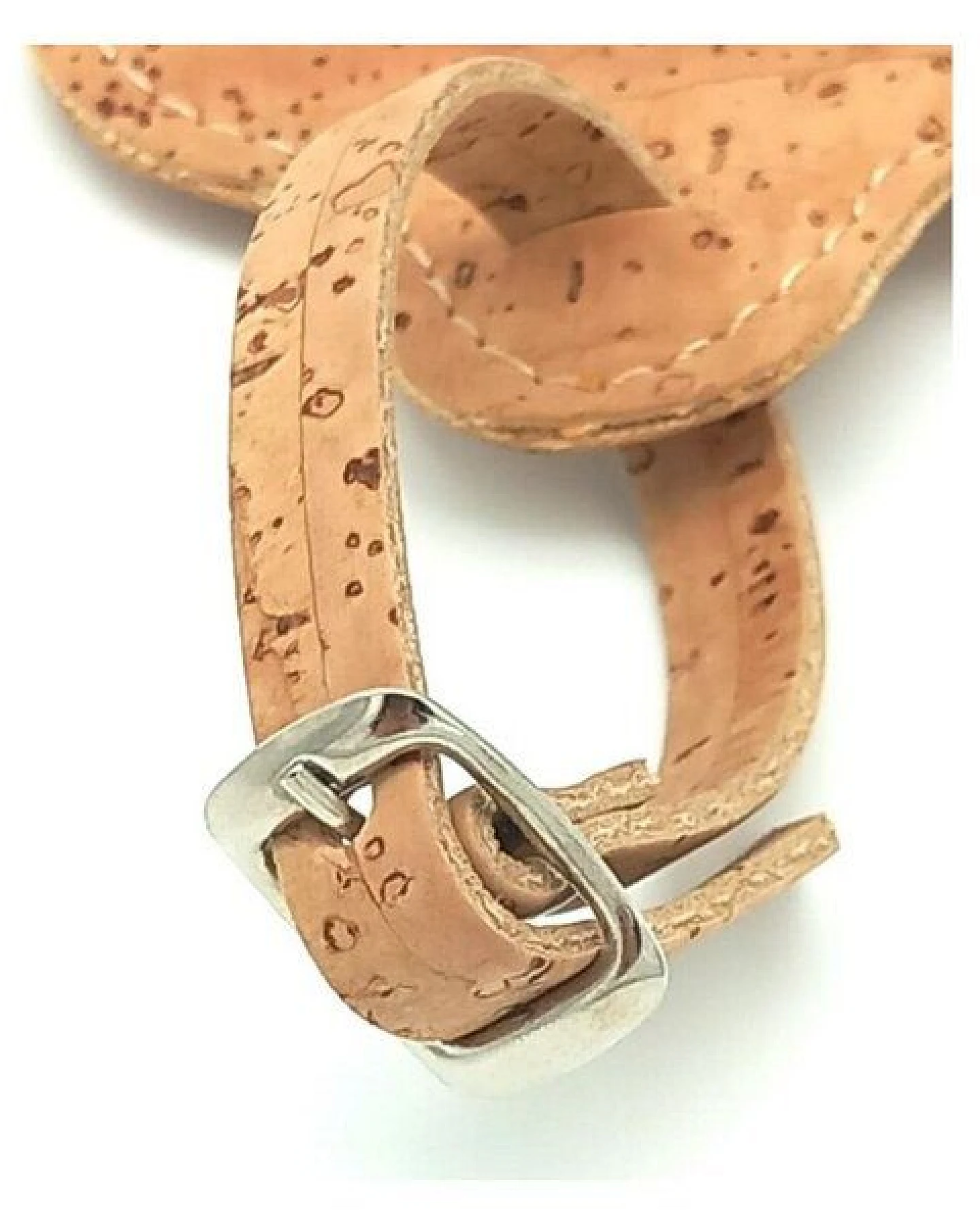 Kork-Deko Kofferanhänger aus Korkstoff (Beige) mit Schnalle – robust & stilvoll – Ansicht 4