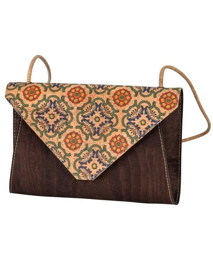 Kork-Deko Kleine braune Kork-Clutch – vegan, mit Magnetverschluss & Reißfachtasche