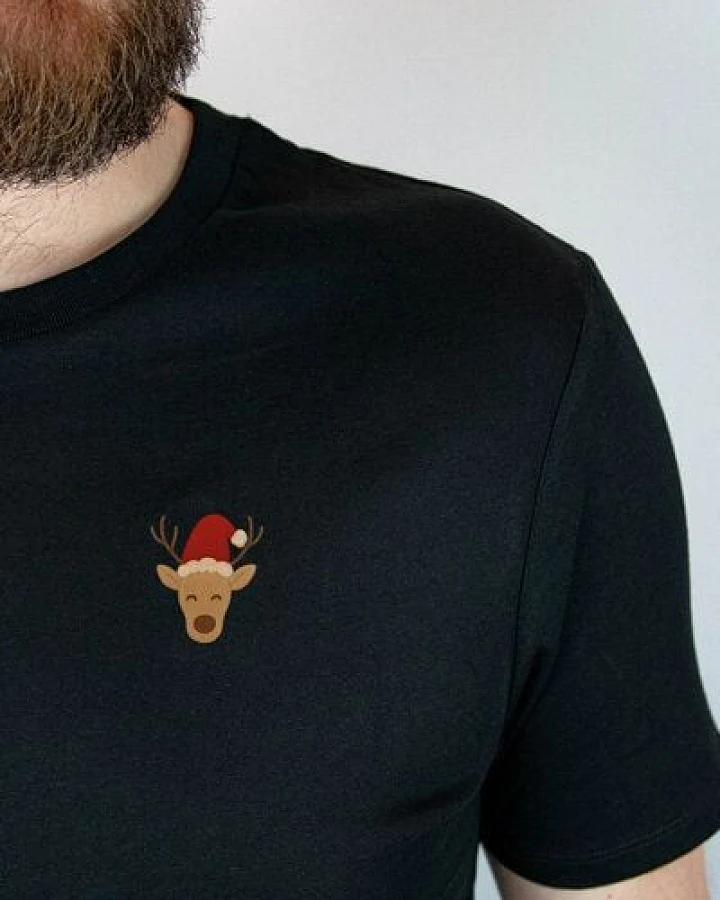 sticknic T-Shirt mit Weihnachts Motiv Lama gestickt - Minimalistische Stickerei - Auch als Geschenk für Weihnachten