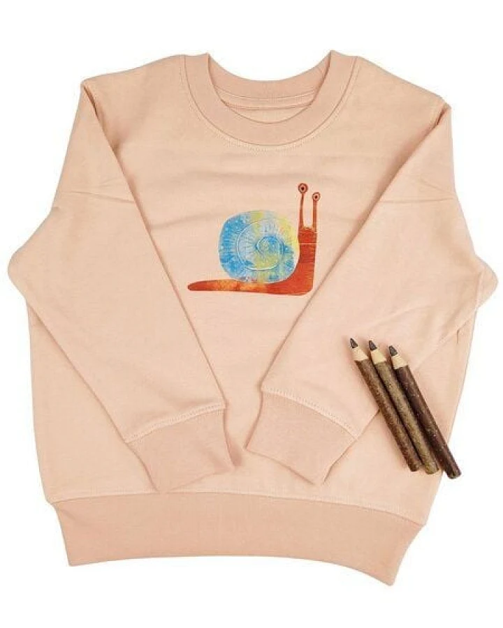 Meladi Kinder Sweater aus Biobaumwolle - Schnecke auf Creme Latte