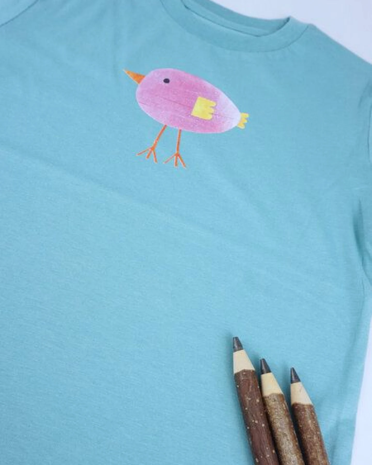 MELAdi Kinder Shirt aus Biobaumwolle - Lila Vogel auf Türkis – Ansicht 4