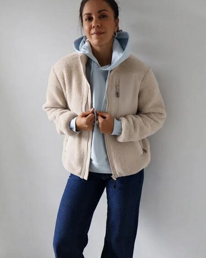 Kultgut Gemütliche Sherpajacke - Federleicht und Wärmend/ With Love