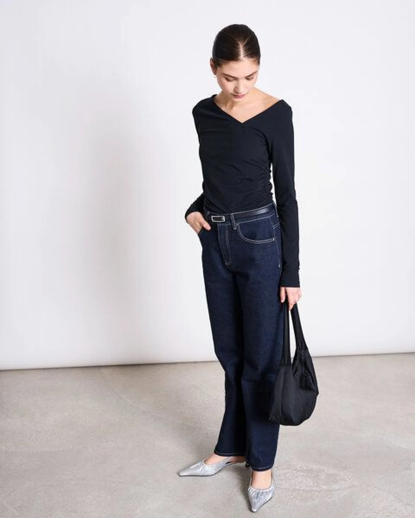 JAN N JUNE Asymmetrisches Longsleeve CASMA – Ansicht 2