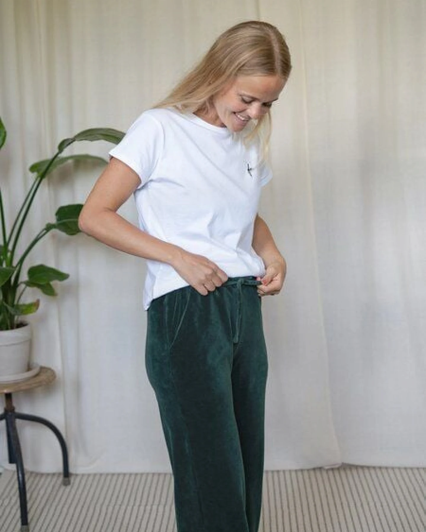 FUXBAU Frauen Samt Hose – Ansicht 4