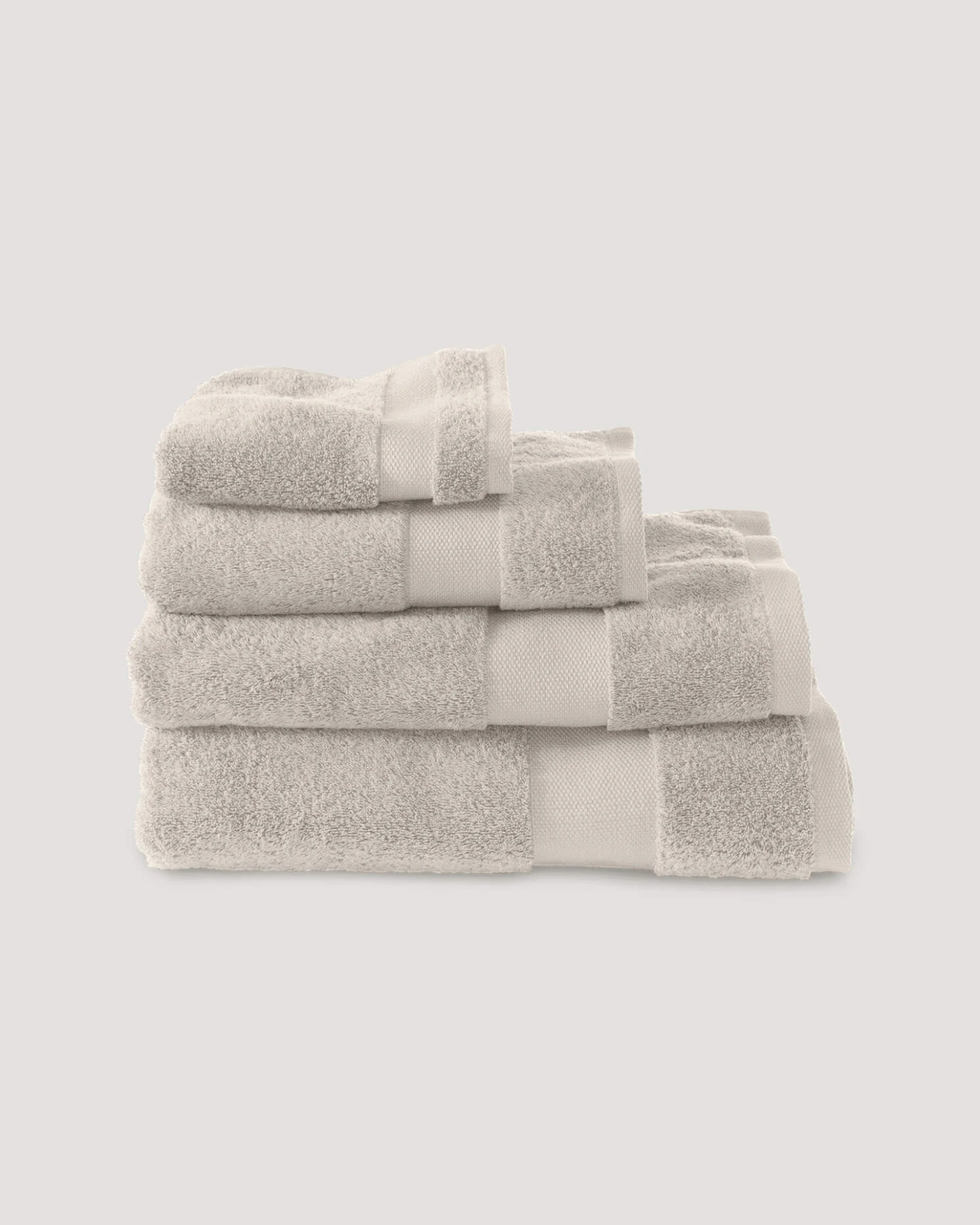 hessnatur Frottier Handtuch aus Bio-Baumwolle - beige - Größe 100x180 cm – Ansicht 2