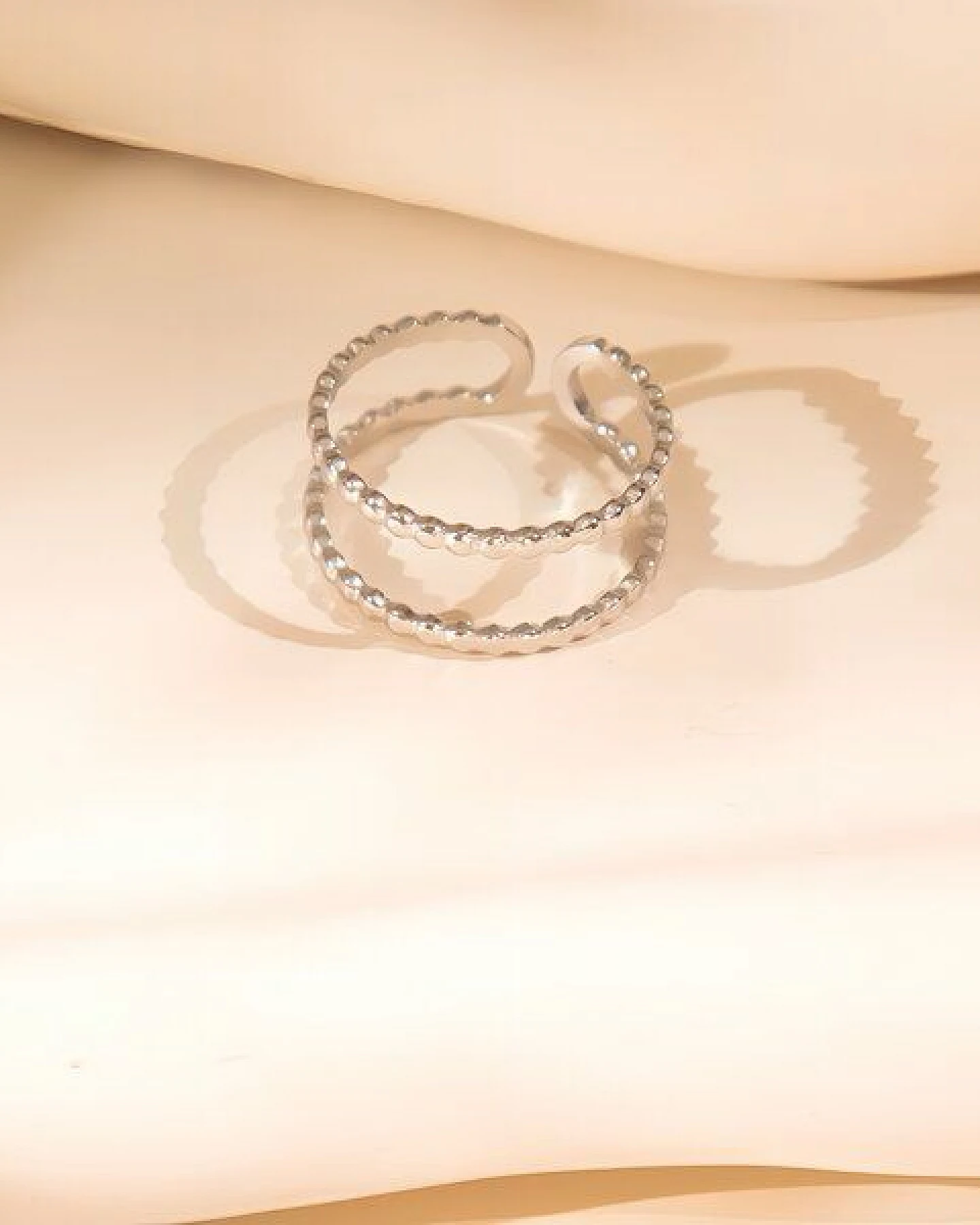 ELEKTROPULLI Größenverstellbarer DOTS DOUBLE Ring ca. Ø 17 - 19mm – Ansicht 2