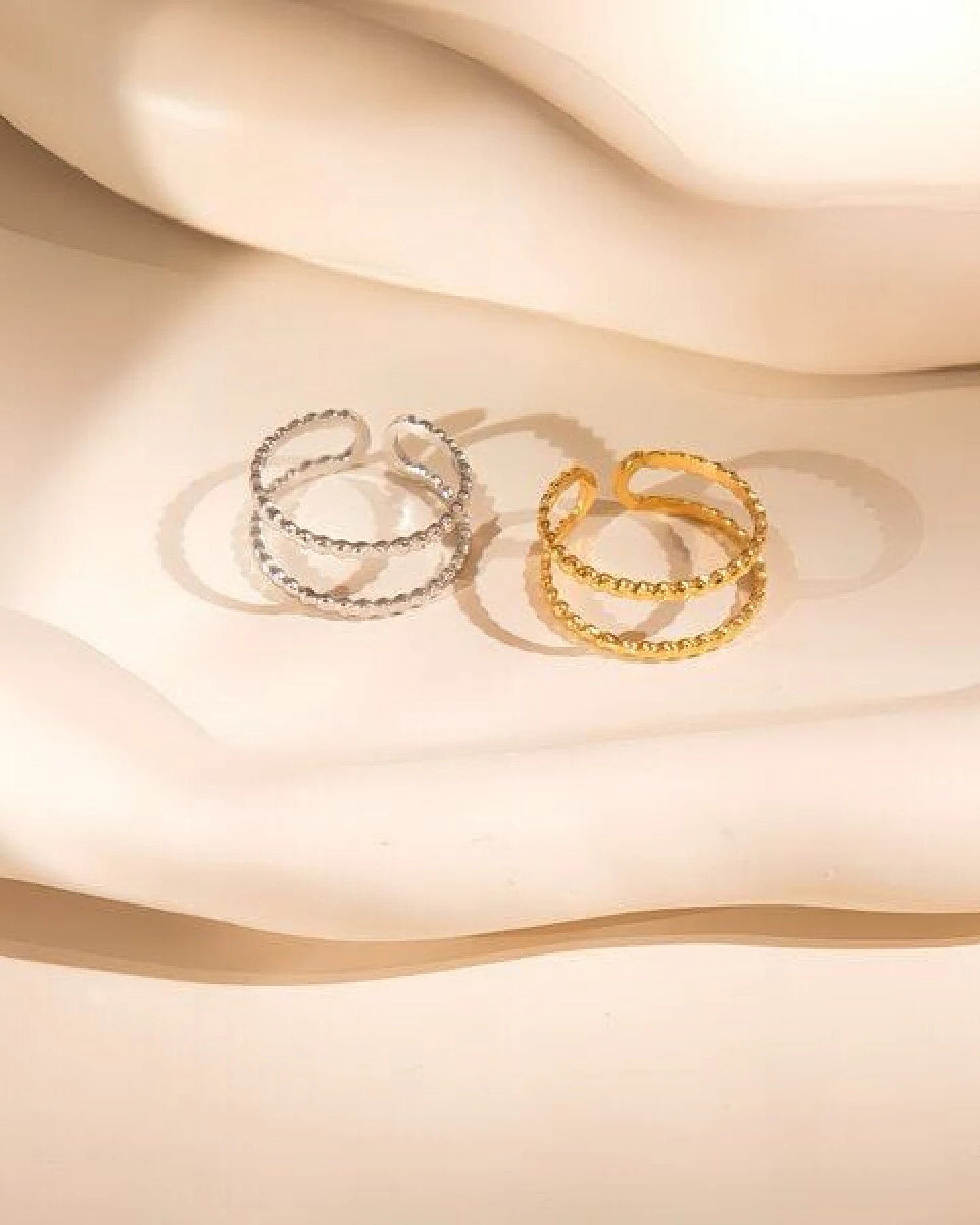 ELEKTROPULLI Größenverstellbarer DOTS DOUBLE Ring ca. Ø 17 - 19mm – Ansicht 3